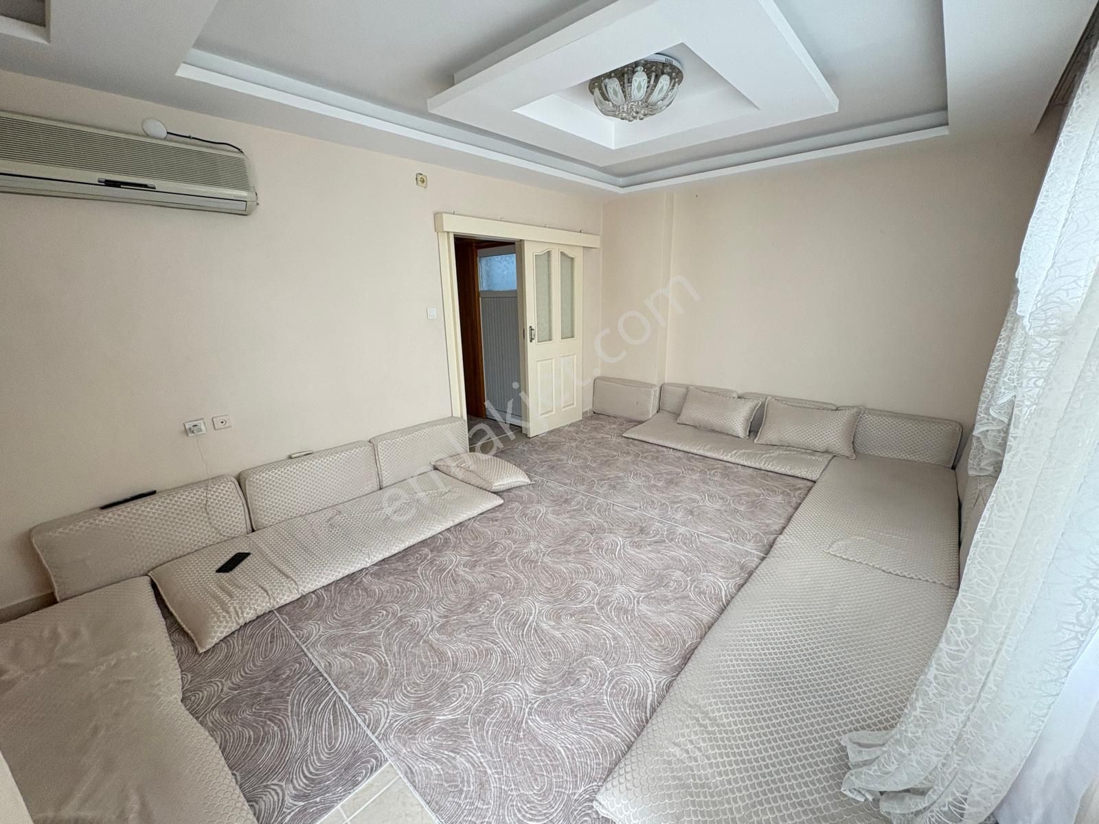 Prestij'den Cumhuriyet'te Sosyete Pazar Civarı Temiz 3+1 Daire - Görsel 5