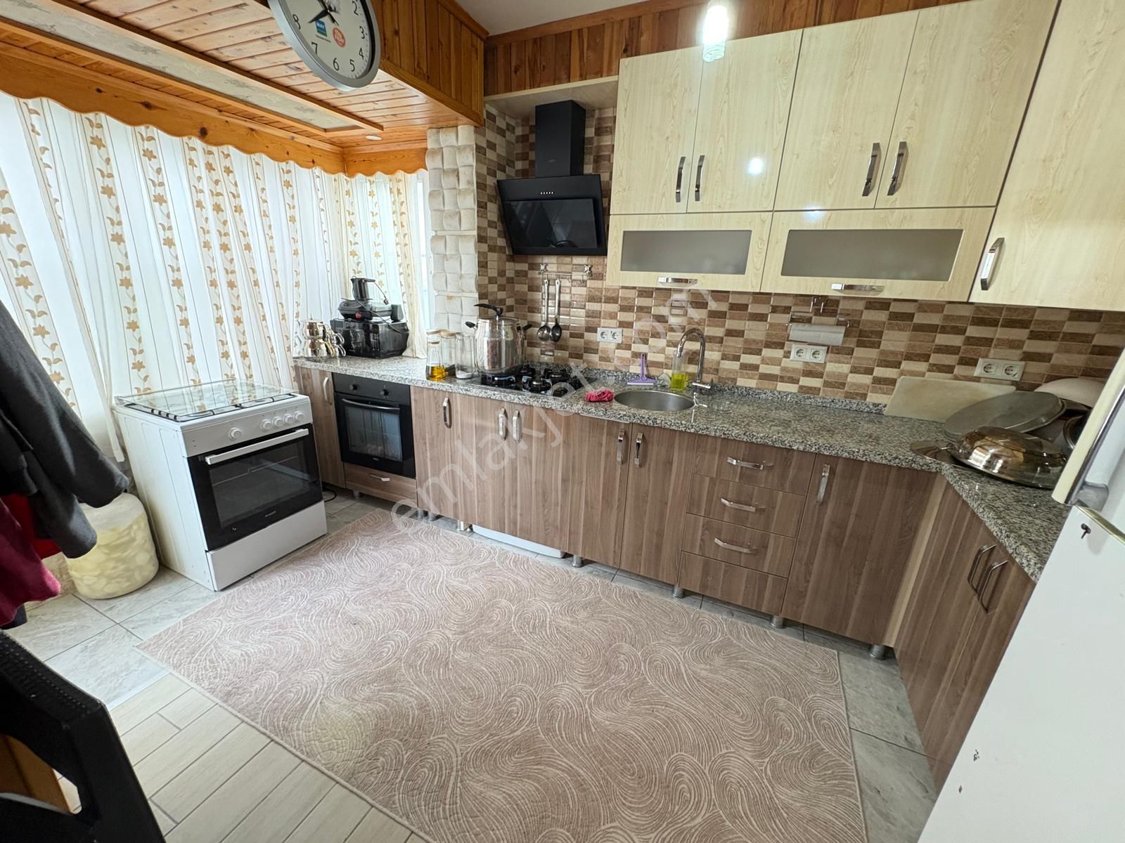 Prestij'den Cumhuriyet'te Sosyete Pazar Civarı Temiz 3+1 Daire - Görsel 6