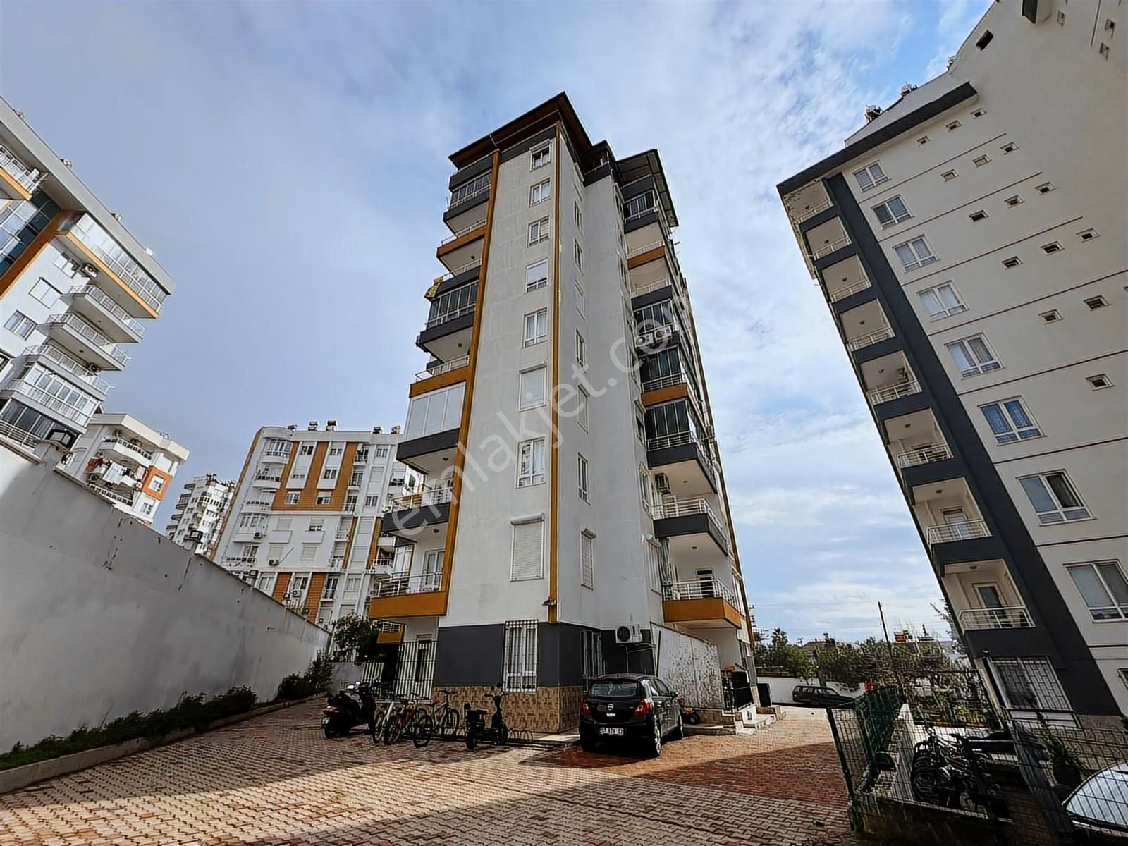 Konyaaltı Uncalı'da Satılık 3+1 Geniş Ve Ferah Daire