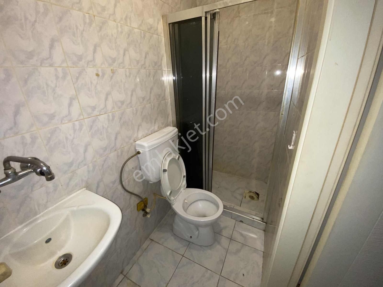 Mecidiye Metrosuna 4.dk Mesafede 2+1 Ön Cephe Giriş Kat Balkonlu - Görsel 2