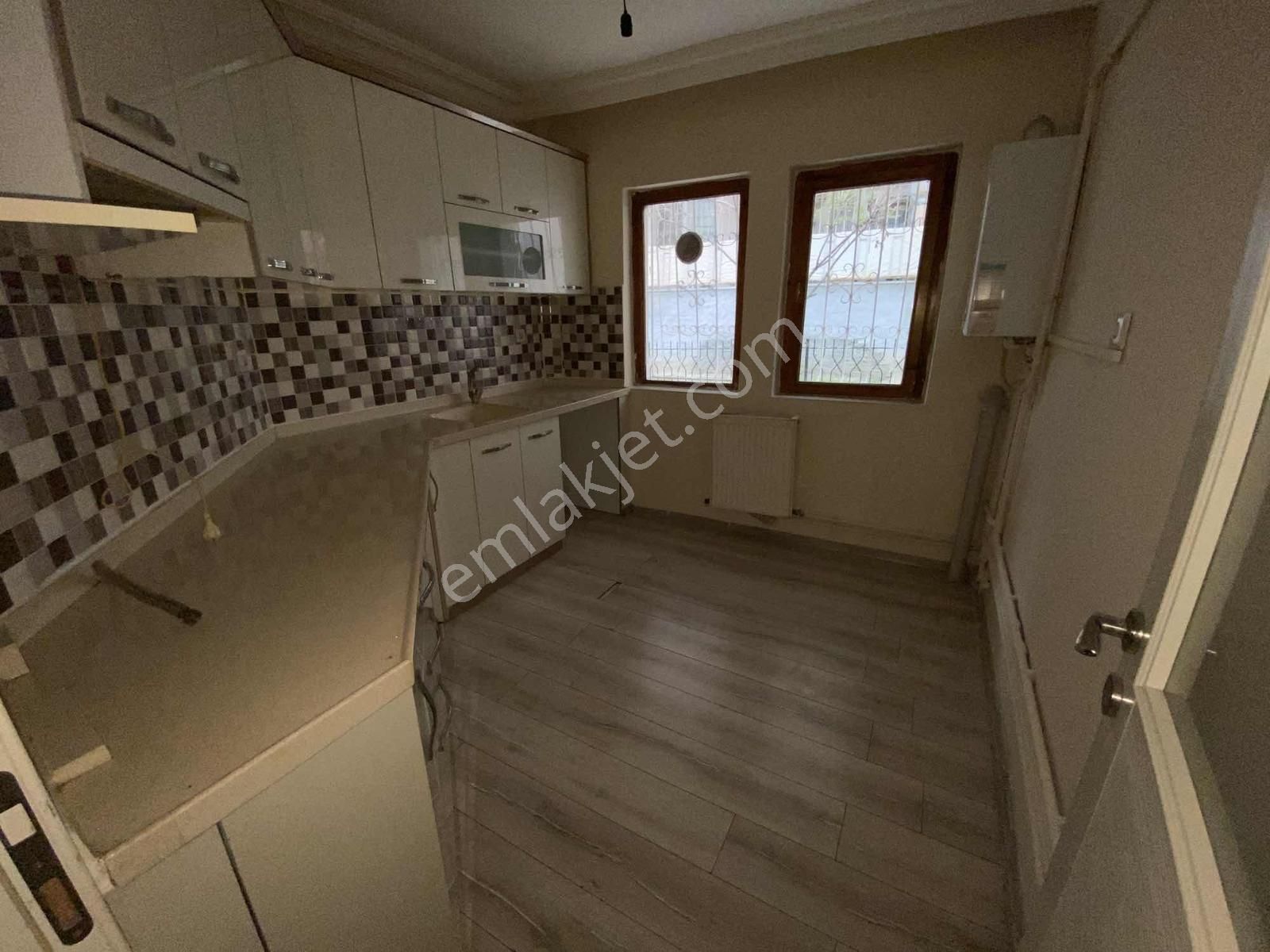 Mecidiye Metrosuna 4.dk Mesafede 2+1 Ön Cephe Giriş Kat Balkonlu - Görsel 4