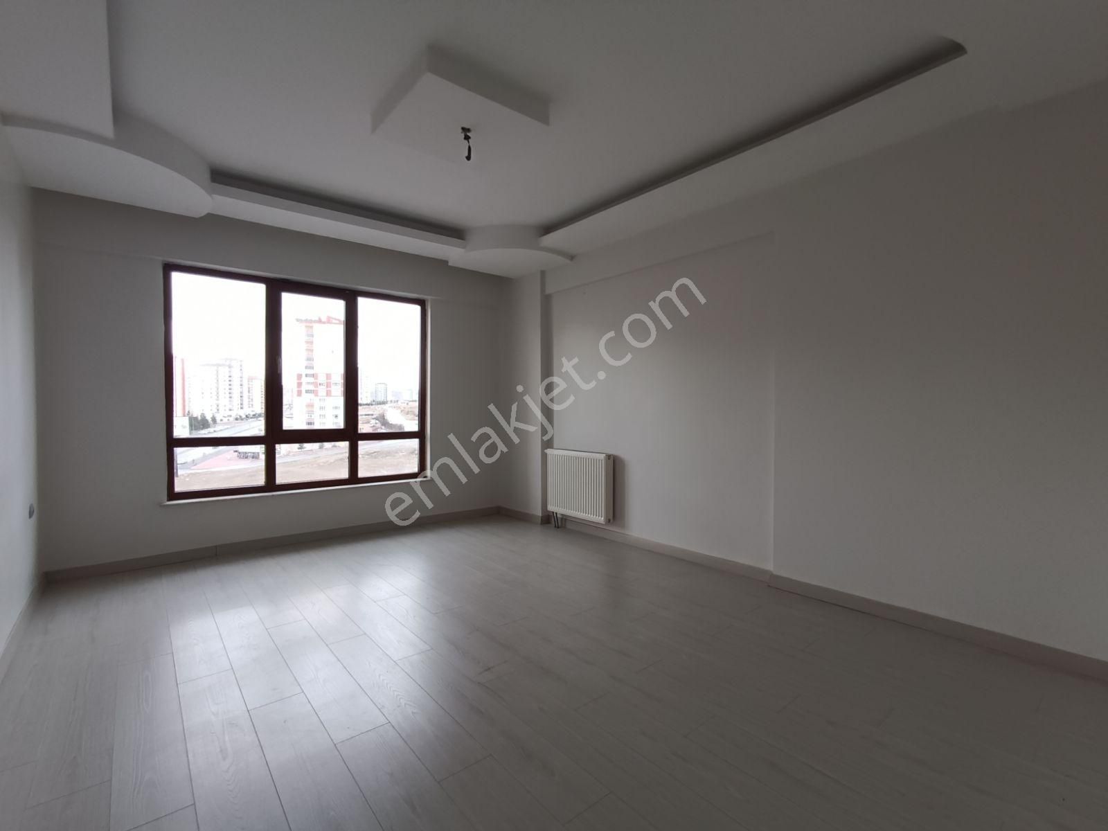 Pratik Den// Serkent Cadde Üstü Kiralık 4+1 - Görsel 19