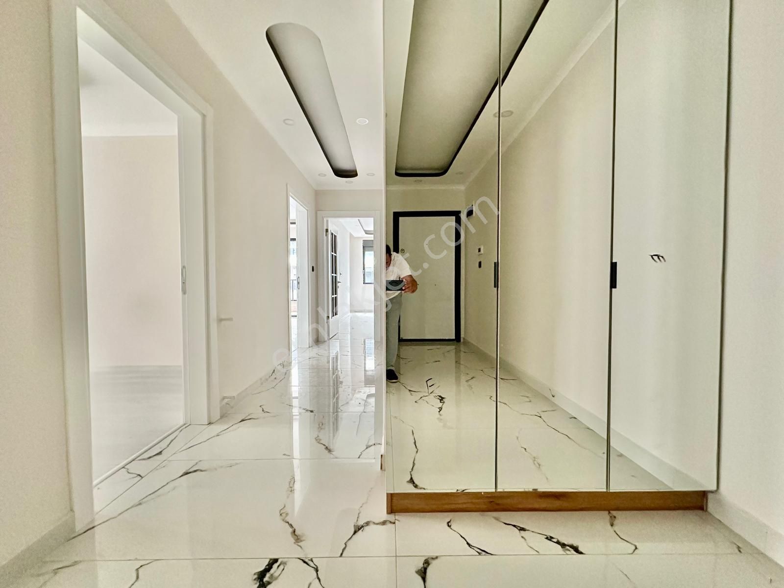 ꧁sadece Ay Emlak'tan꧂akçay'da Kombili Ebeveyn Banyolu Ön Cephe Ayrı Mutfak Arakat Satılık 2+1 Daire - Görsel 30