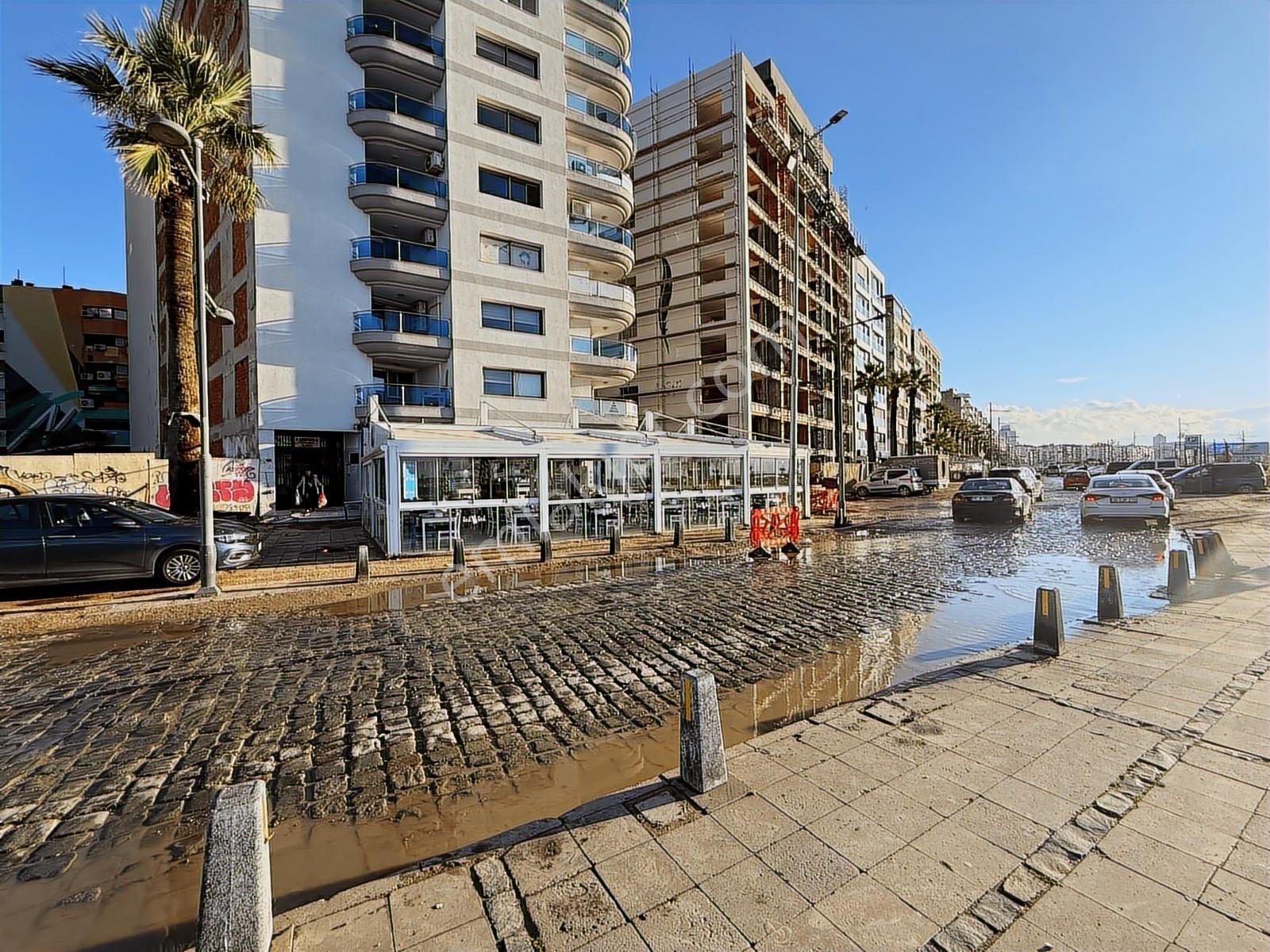 Remax Arma'dan Alsancak 1.kordon'da Devren Satılık İş Yeri