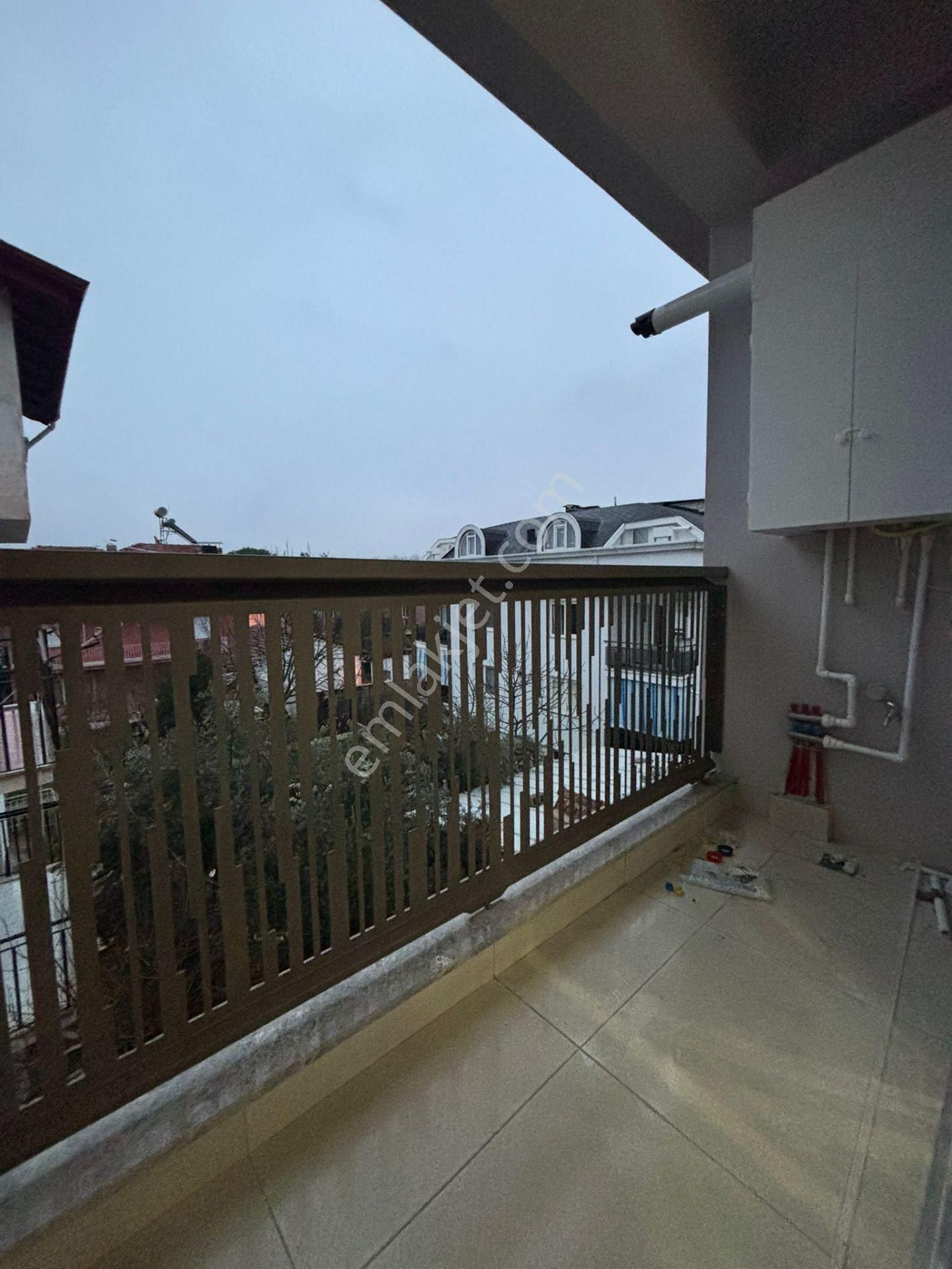 Kaan Emlak'tan Asmalıevlerde 1+1 Lüks Eşyalı Kiralık Apart - Görsel 3