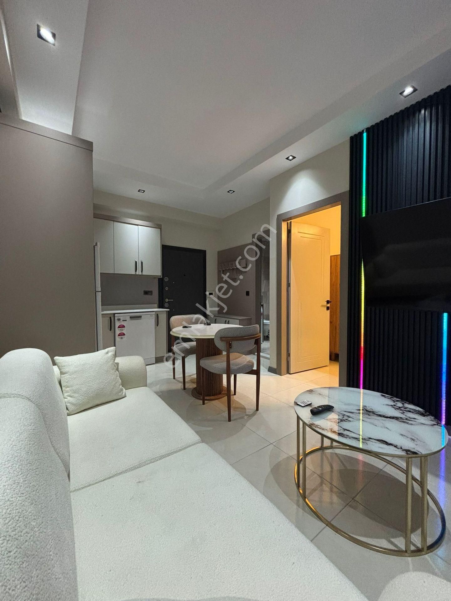 Kaan Emlak'tan Asmalıevlerde 1+1 Lüks Eşyalı Kiralık Apart - Görsel 5