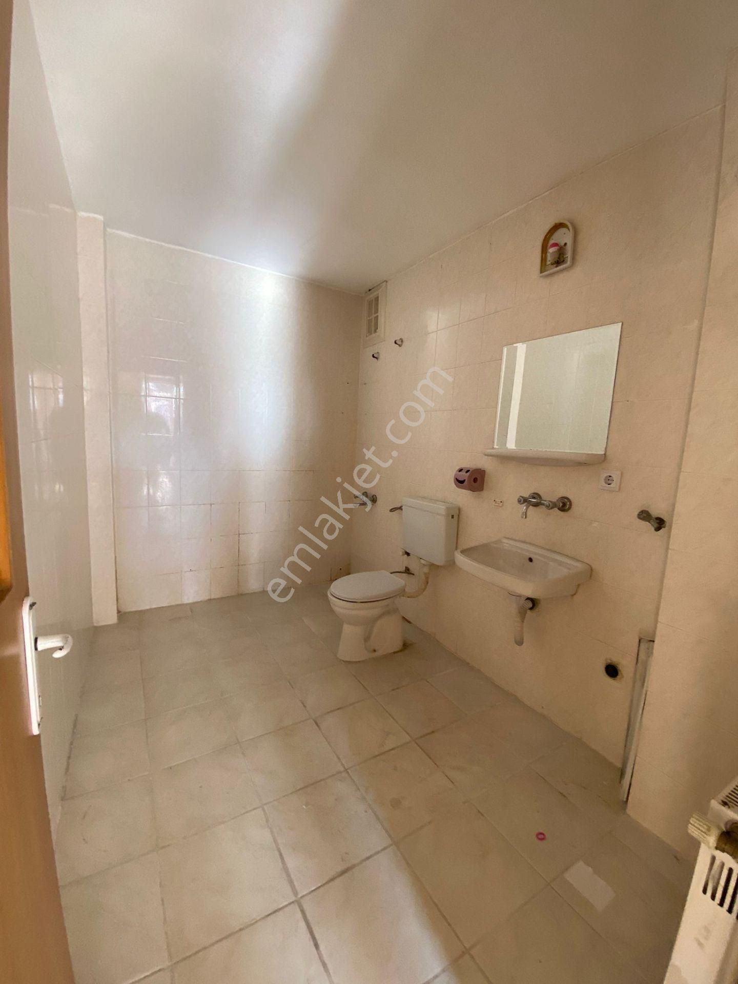 İldem 3 Tarnvay Duragı Hemen Yanında 3+1 Ara Kat Kiralık Daire - Görsel 6