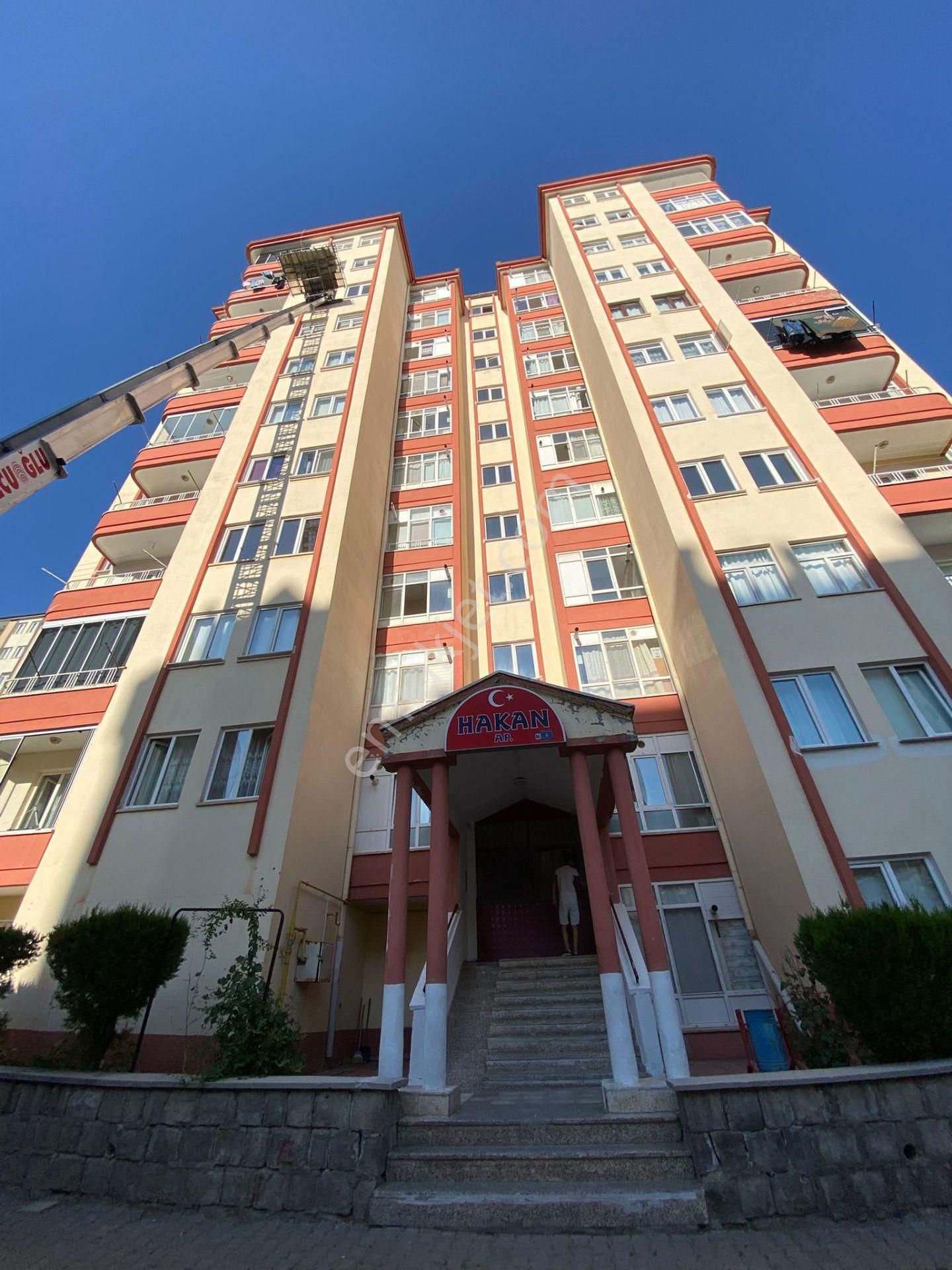 İldem 3 Tarnvay Duragı Hemen Yanında 3+1 Ara Kat Kiralık Daire