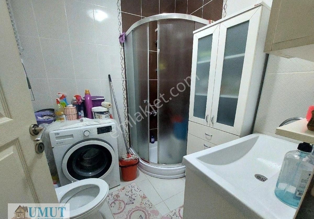 Gaziosmanpaşa Küçükköy Yeni Mah. Acil Satılık 3.kat 3+1 130 M2 Daire - Görsel 19