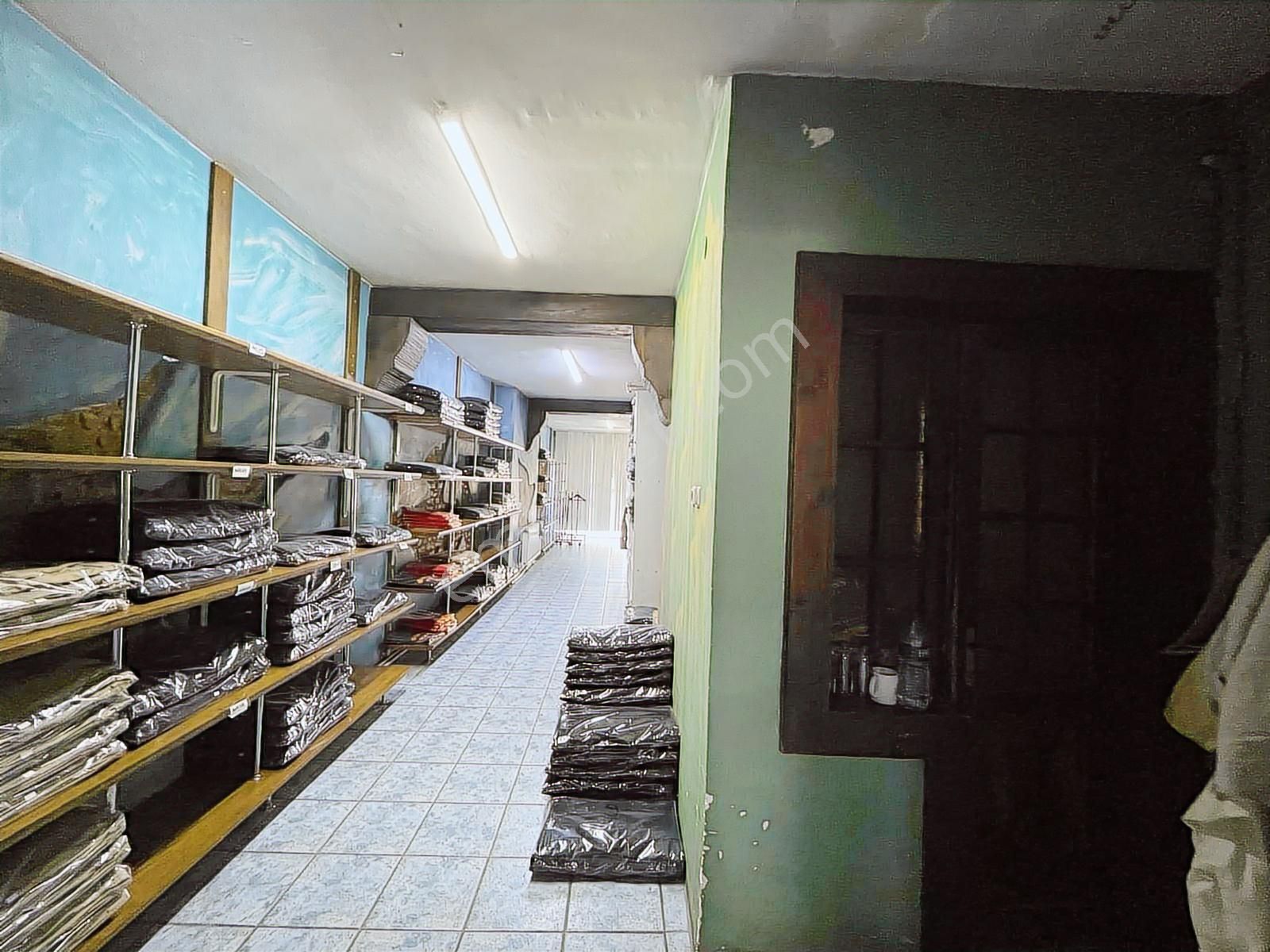 Şişli Osmanbey'de 4 Katlı Depolu Mağazalı Satılık İş Yeri Dükkan - Görsel 12