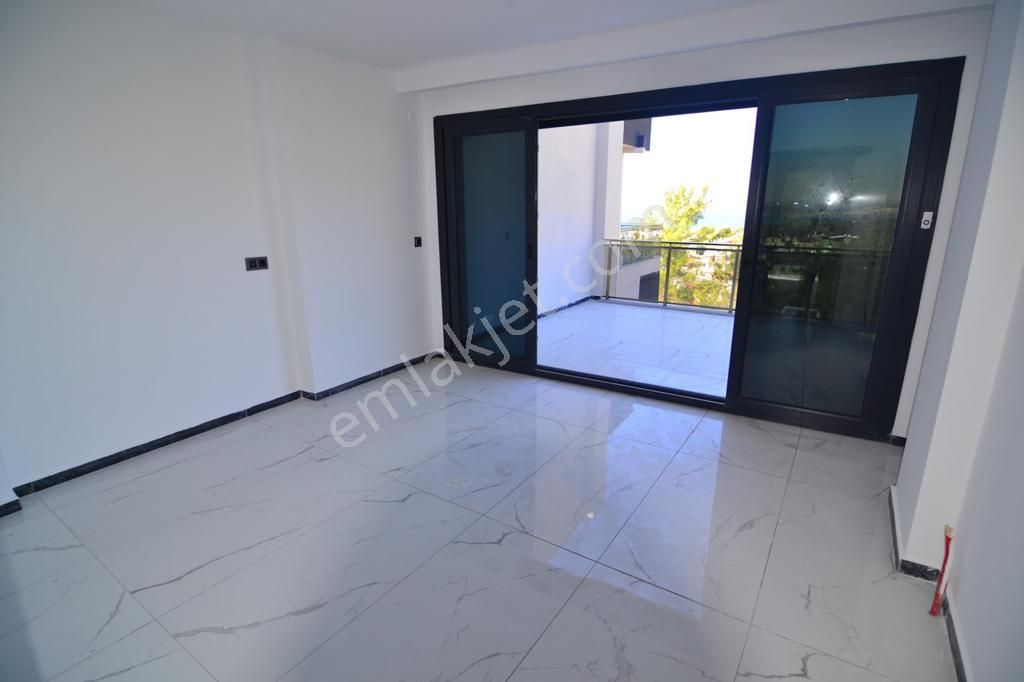 Aydın Akbük'te Satılık 4+2 Havuzlu Bahçeli Full Deniz Ve Orman Manzaralı Eşyalı Müstakil Villla - Görsel 29