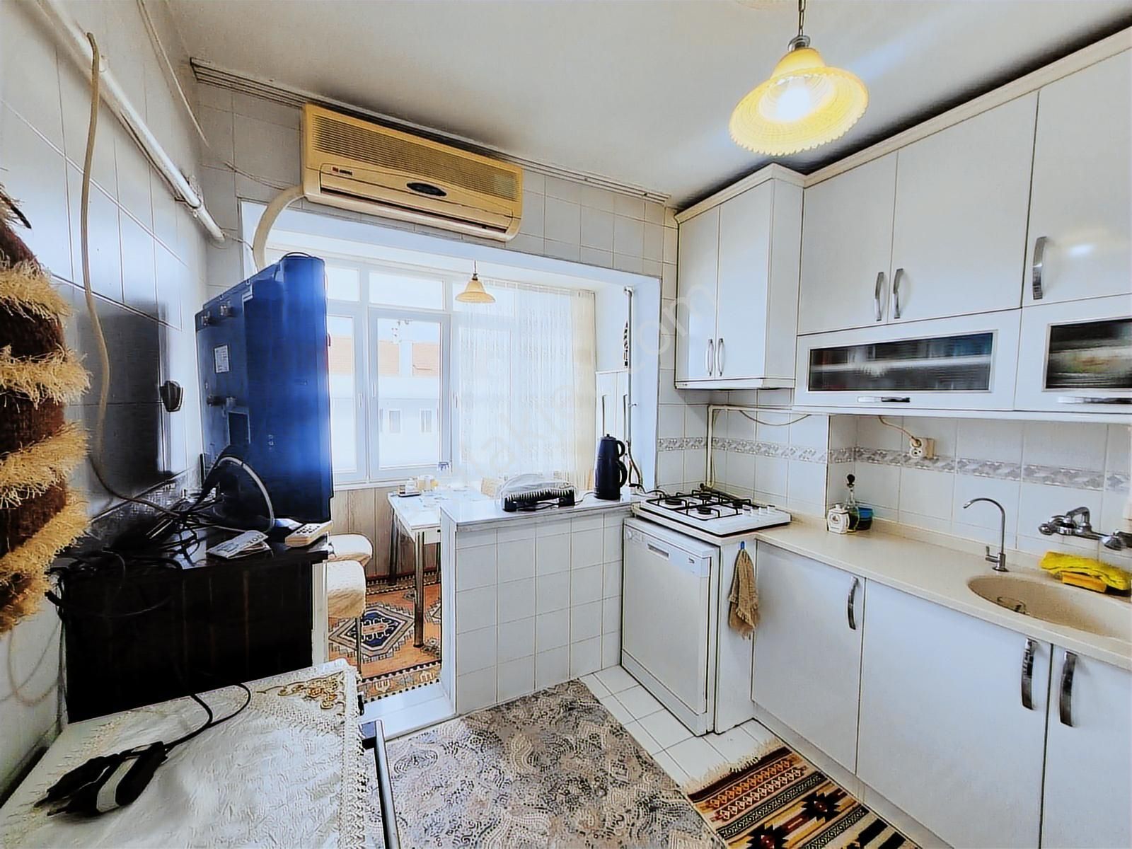 Güzelyalı Yalı Mah. Merkezi Konumda Kiralık 3+1 Daire - Görsel 15
