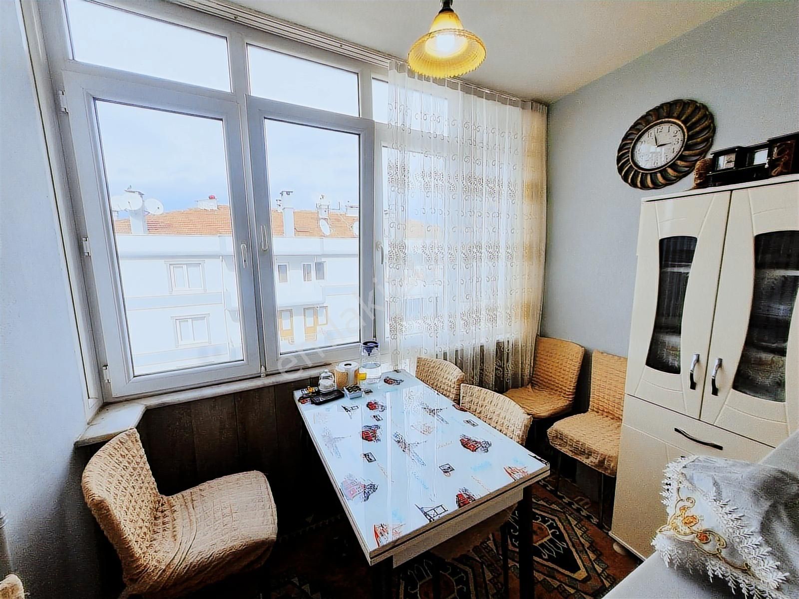 Güzelyalı Yalı Mah. Merkezi Konumda Kiralık 3+1 Daire - Görsel 22