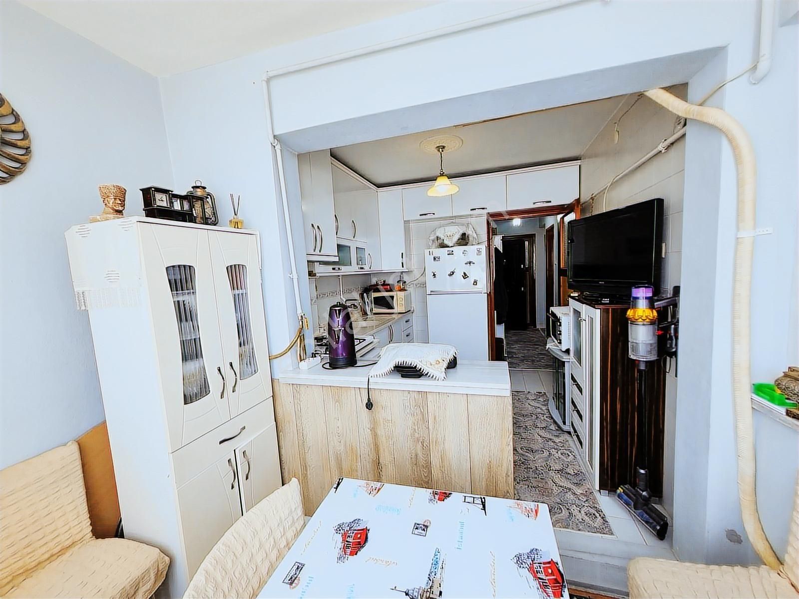 Güzelyalı Yalı Mah. Merkezi Konumda Kiralık 3+1 Daire - Görsel 8
