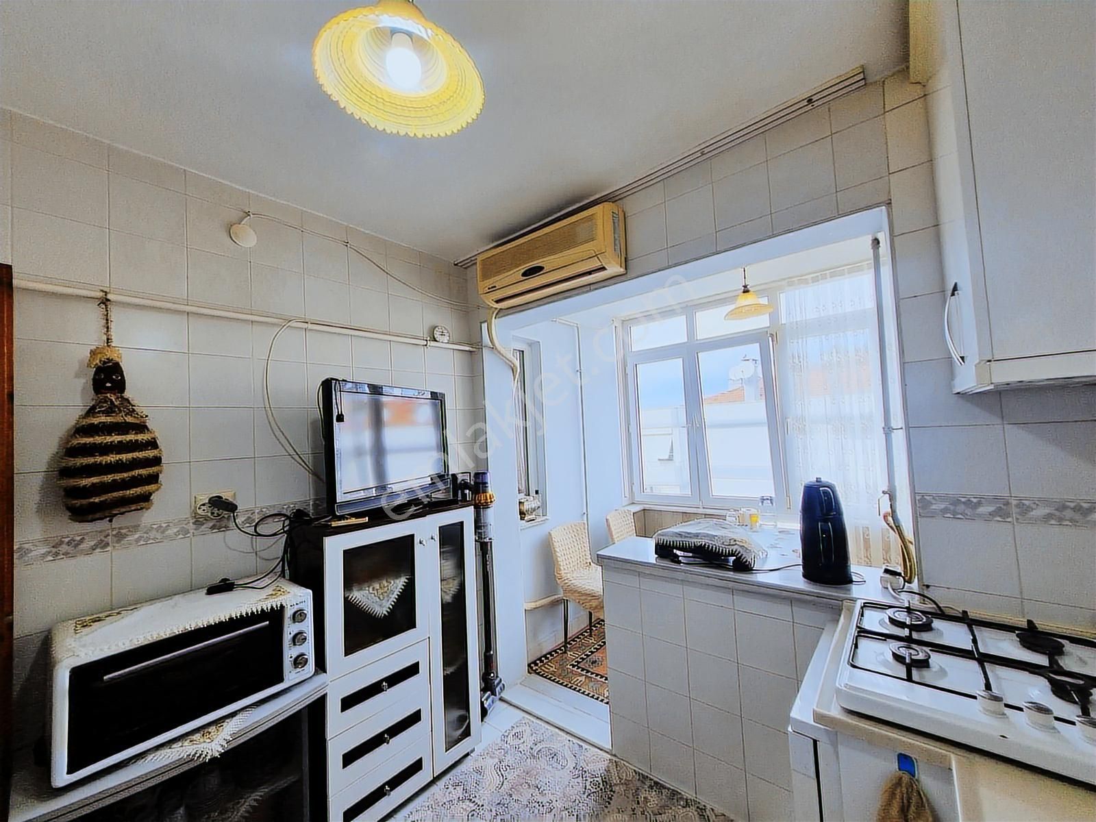 Güzelyalı Yalı Mah. Merkezi Konumda Kiralık 3+1 Daire - Görsel 2