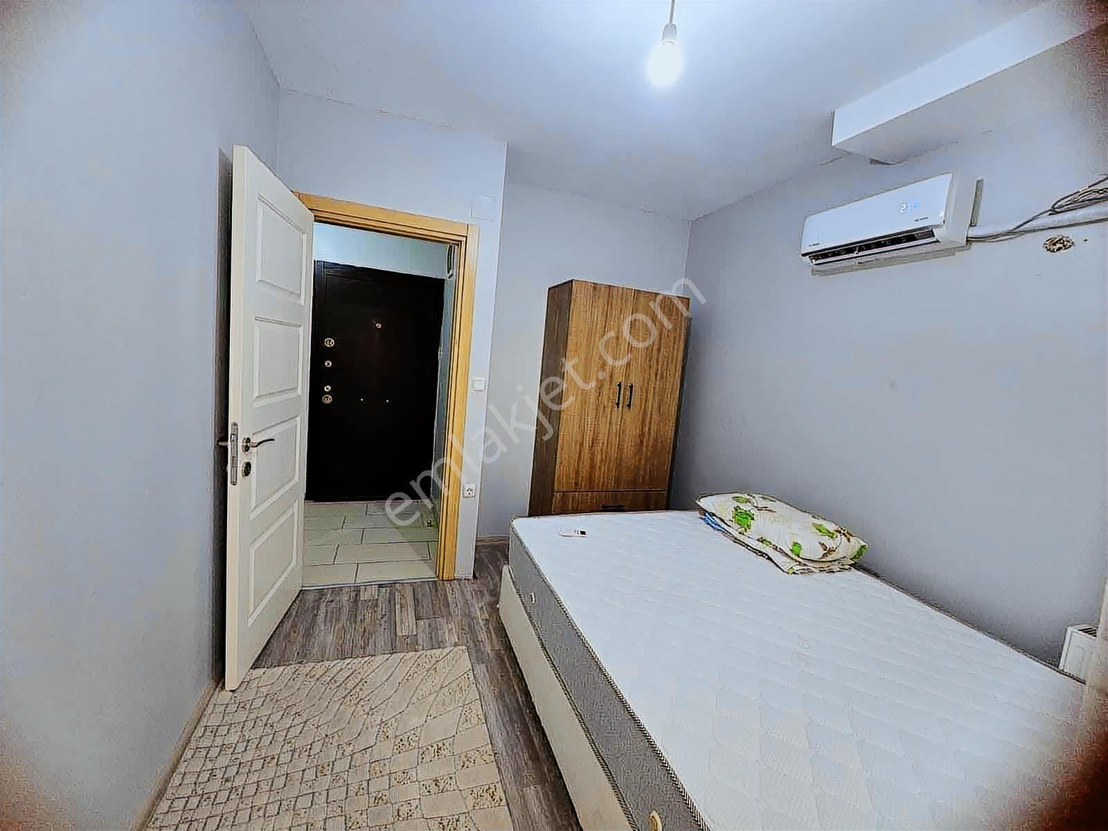 Beyazevler De 1+1 Eşyalı Satılık D.gazlı Balkonlu Daire - Görsel 2