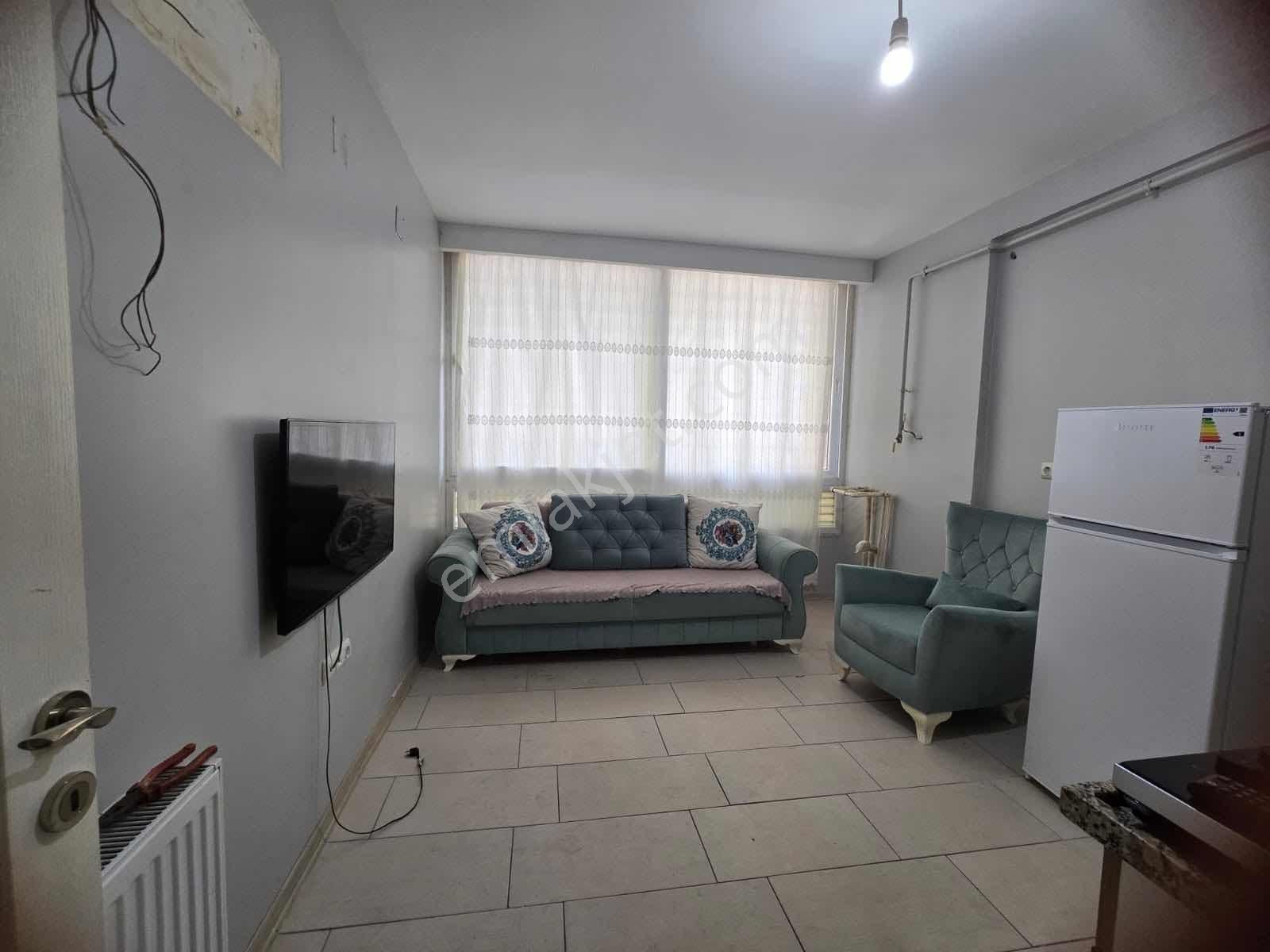 Beyazevler De 1+1 Eşyalı Satılık D.gazlı Balkonlu Daire - Görsel 10