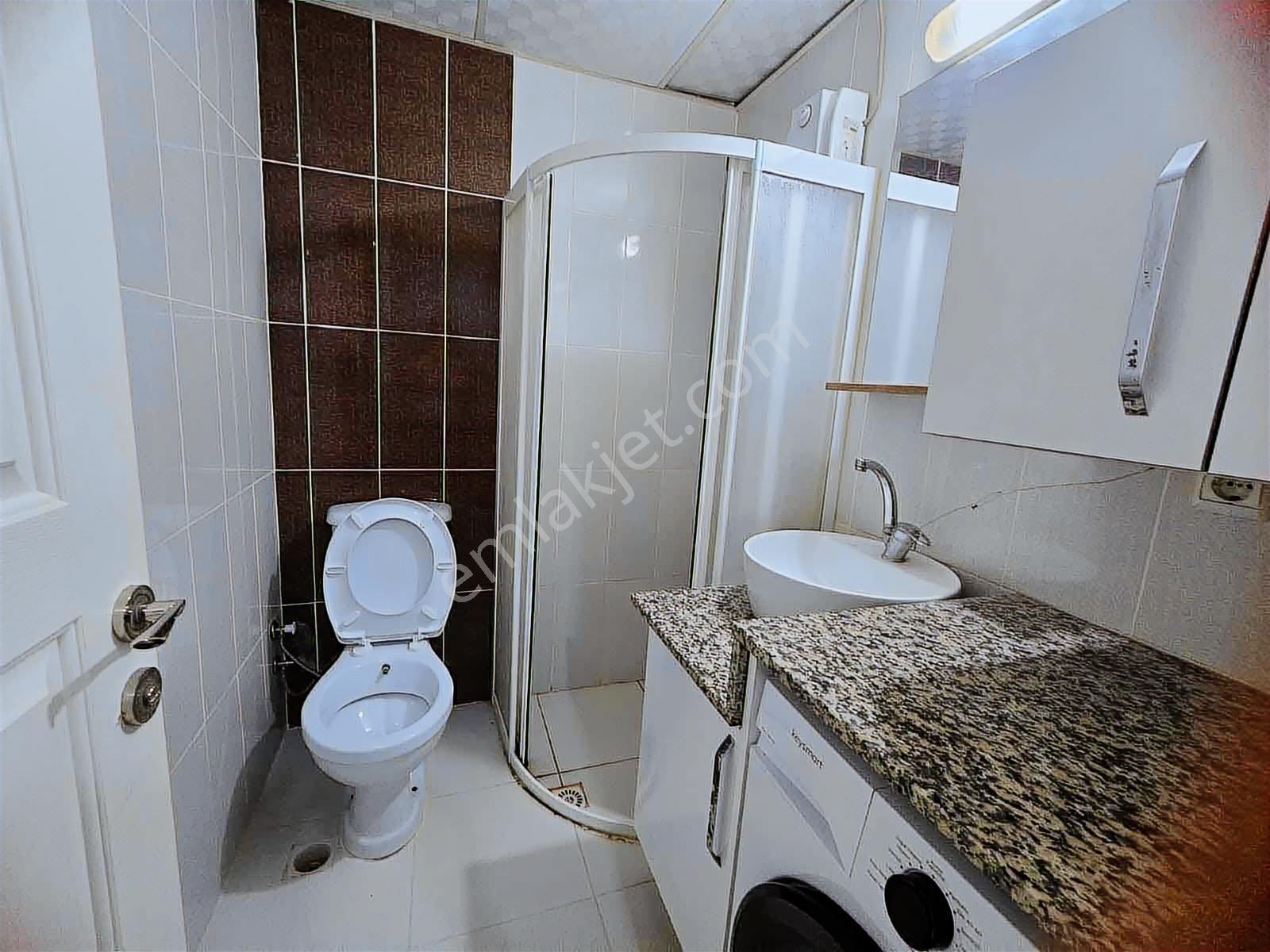 Beyazevler De 1+1 Eşyalı Satılık D.gazlı Balkonlu Daire - Görsel 6