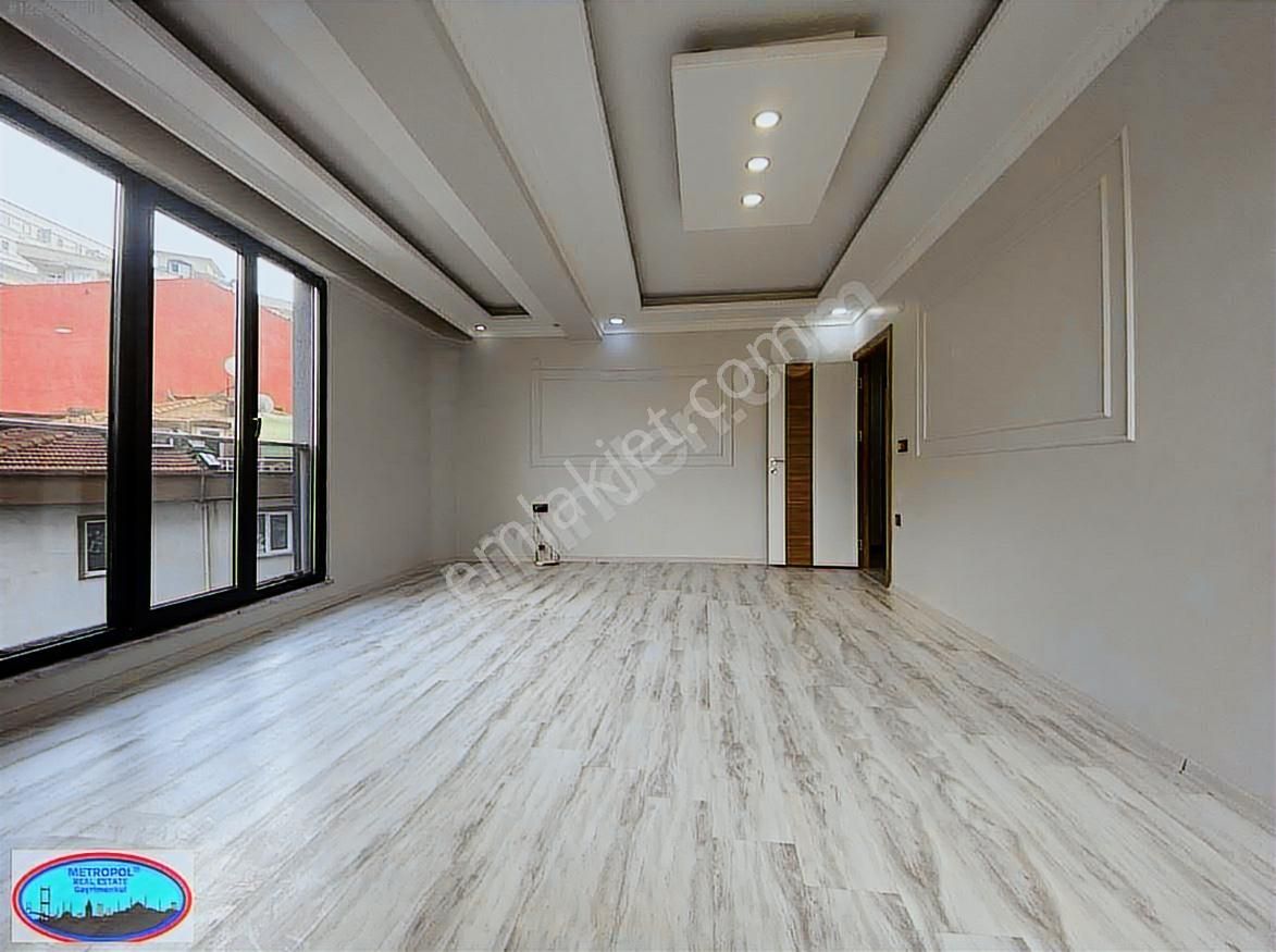 Kağıthane Hürriyet Mah. 9 Yıllık Binada Otoparklı Acil Satılık - Görsel 9