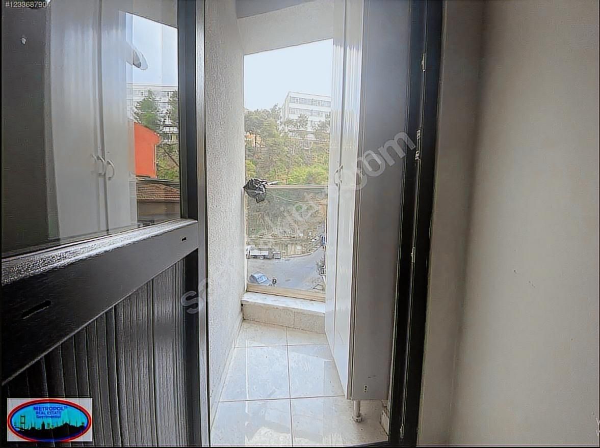 Kağıthane Hürriyet Mah. 9 Yıllık Binada Otoparklı Acil Satılık - Görsel 15