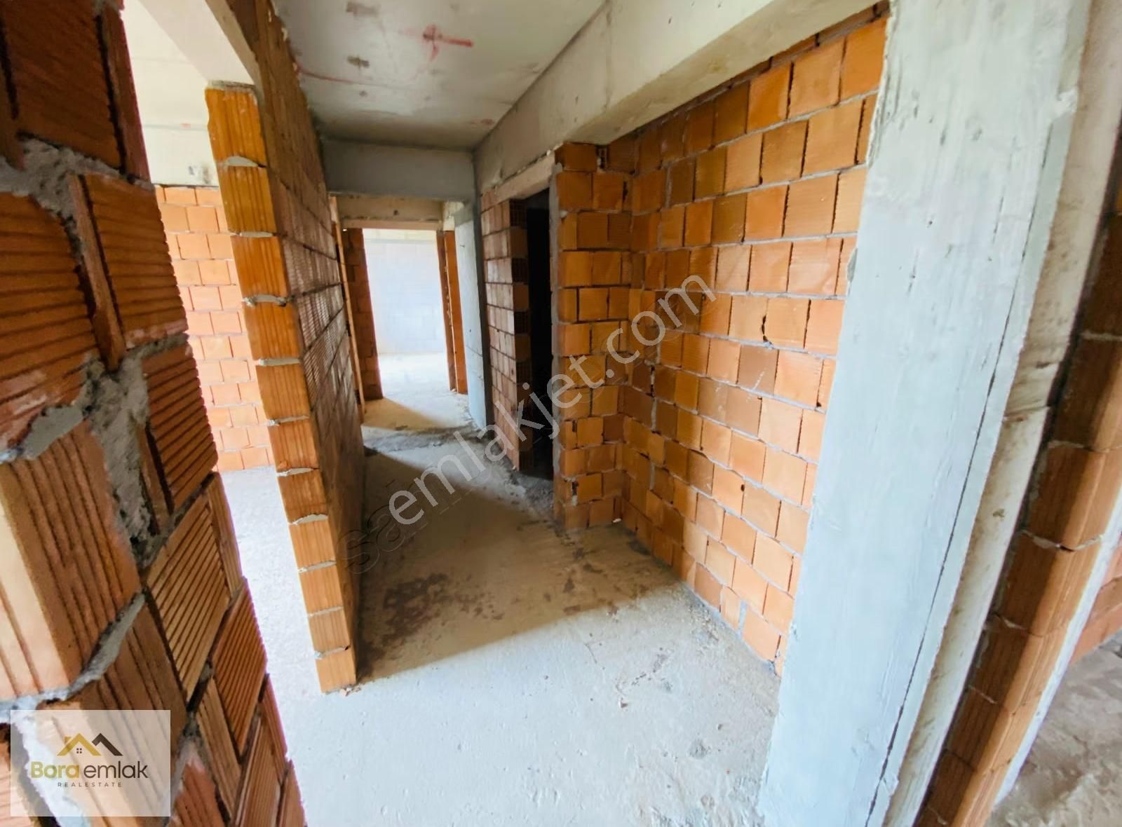 Bora Emlak'dan Ömercikler Mahallesi'nde Satılık 3+1 Daire - Görsel 24