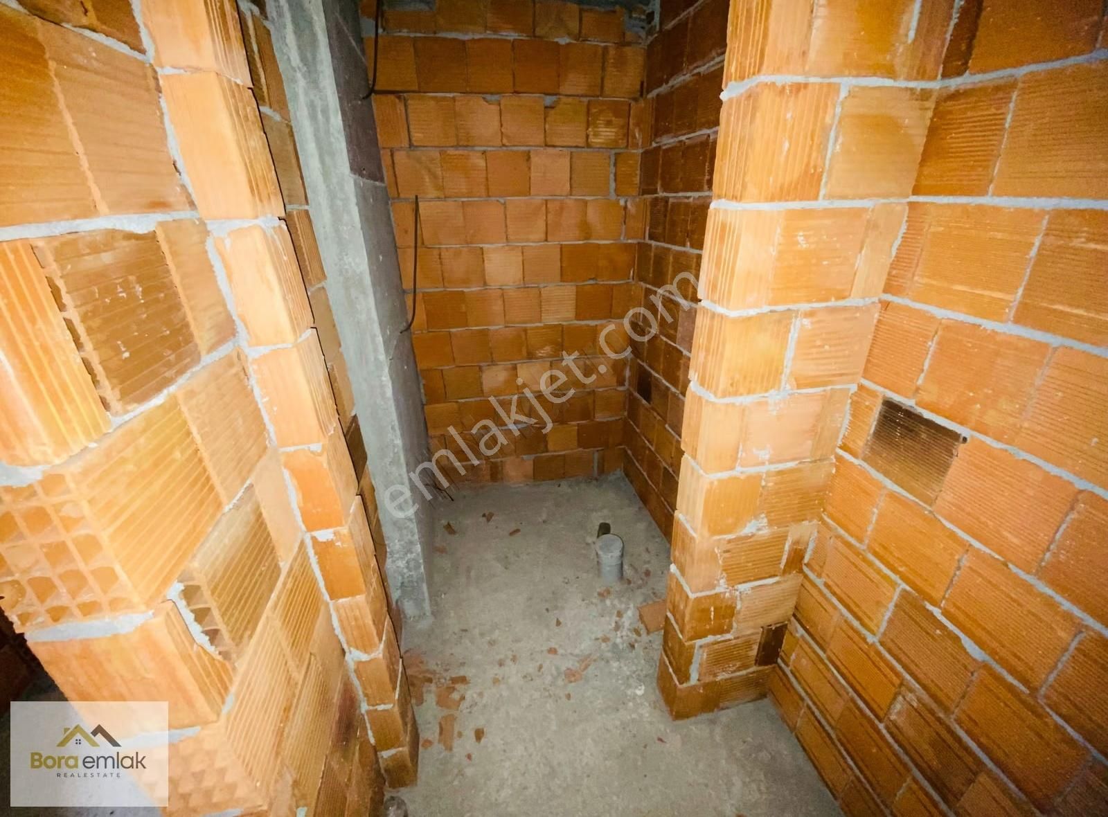 Bora Emlak'dan Ömercikler Mahallesi'nde Satılık 3+1 Daire - Görsel 19