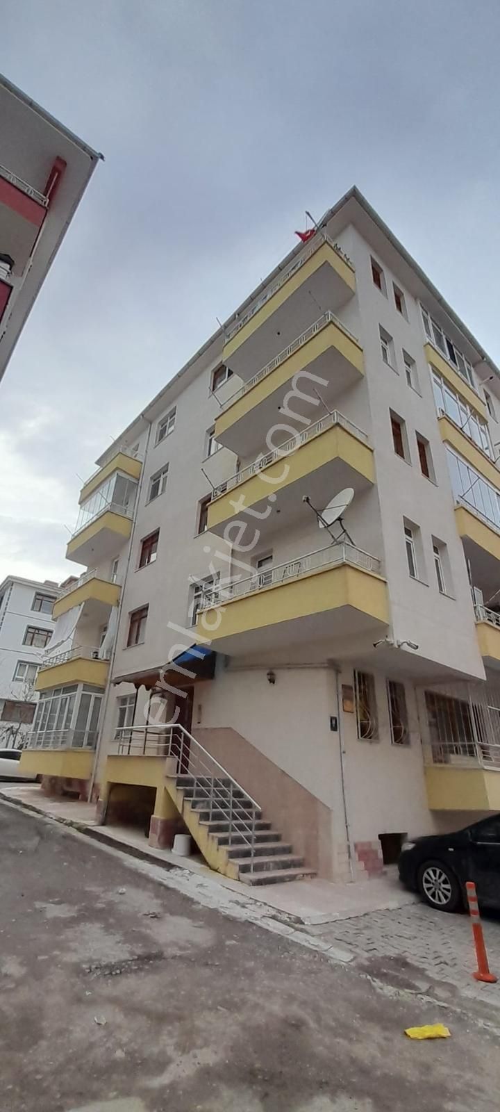 Yenikent Cumhuriyet Bulvarında Merkezde Satılık 3+1 Daire - Görsel 18
