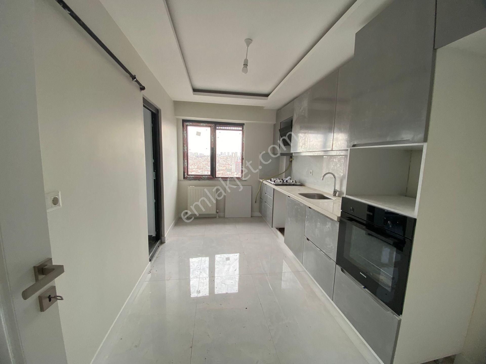 Hükümet Konağı Karşısı Sitede Otopaklı 3,5+1 Lüks Kiralık Daire - Görsel 9