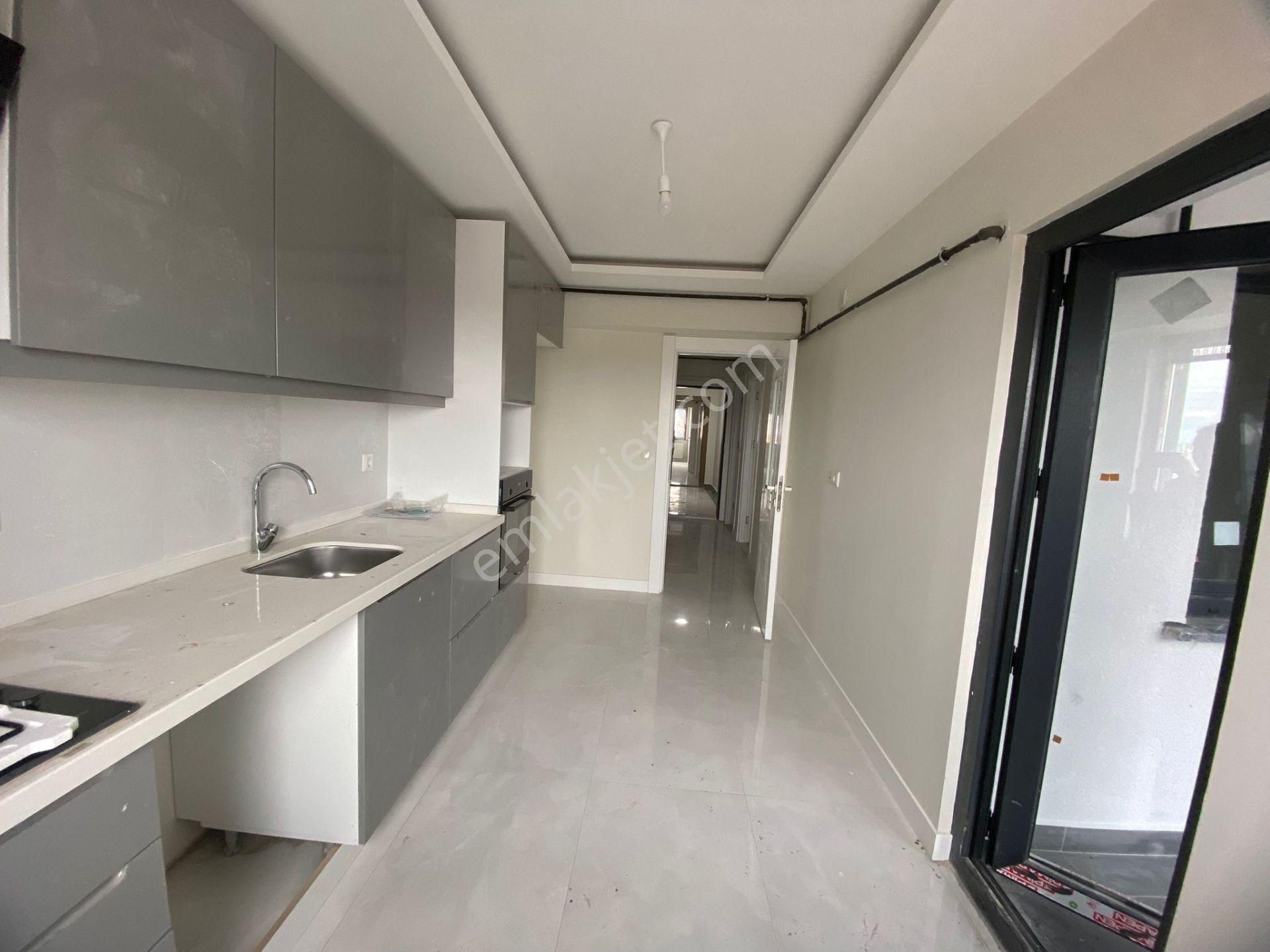 Hükümet Konağı Karşısı Sitede Otopaklı 3,5+1 Lüks Kiralık Daire - Görsel 10