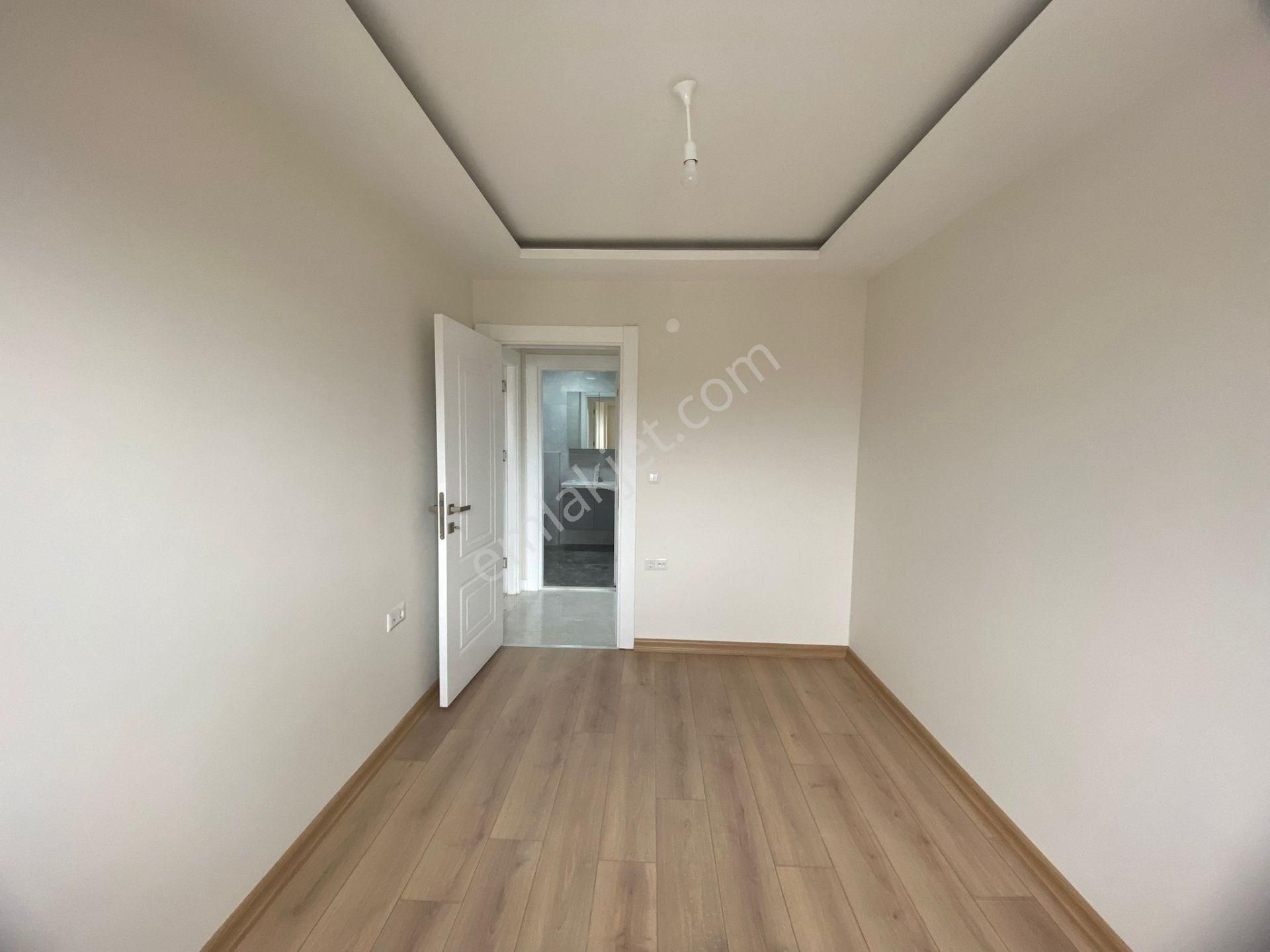 Hükümet Konağı Karşısı Sitede Otopaklı 3,5+1 Lüks Kiralık Daire - Görsel 4