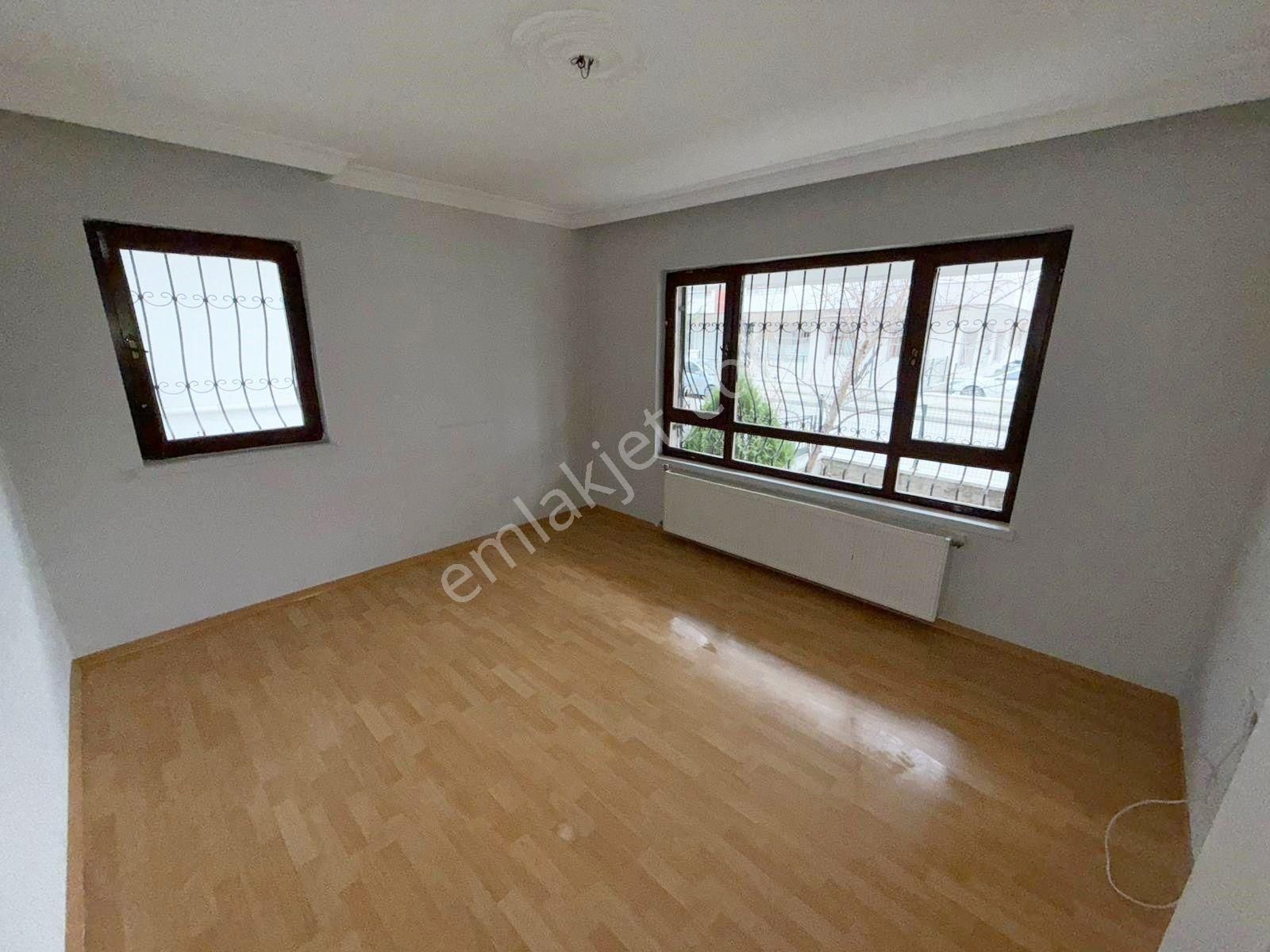 Krc'den Anadolu Caddesine Okula Marketlere Yakın Satılık 3+1 Daire - Görsel 4