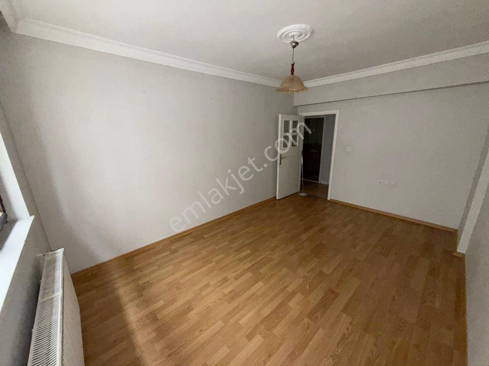 Krc'den Anadolu Caddesine Okula Marketlere Yakın Satılık 3+1 Daire - Görsel 7