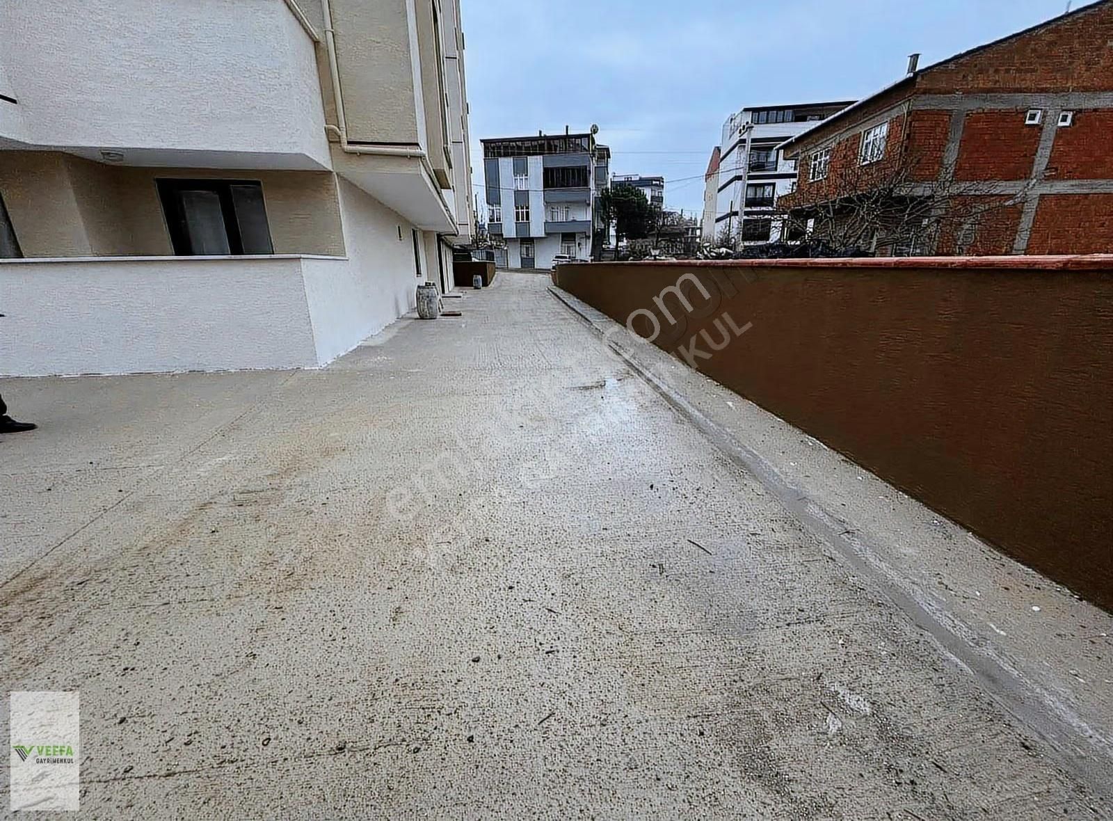 Çayırova Aksede 80 M2 2+1 Lüks Arakat Daire - Görsel 3