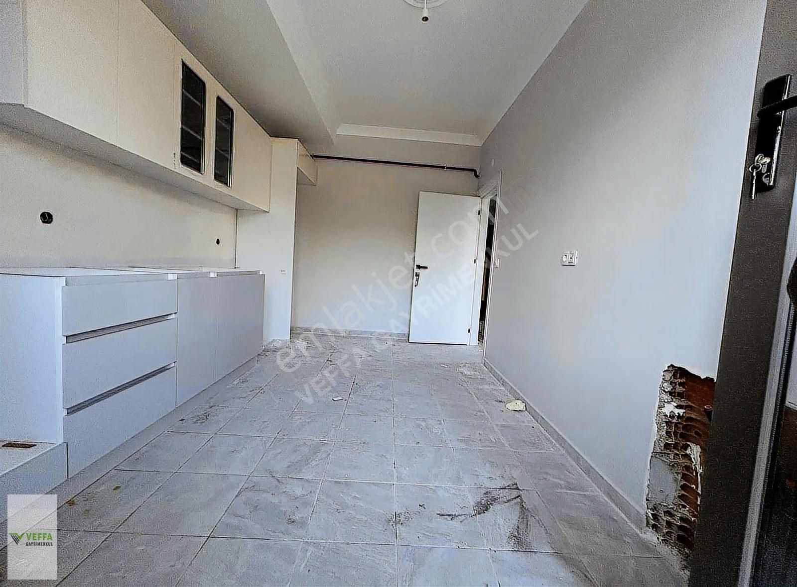 Çayırova Özgürlk Mah. Ana Caddede Hastane Yakını 80 M2 2+1 Daire - Görsel 8