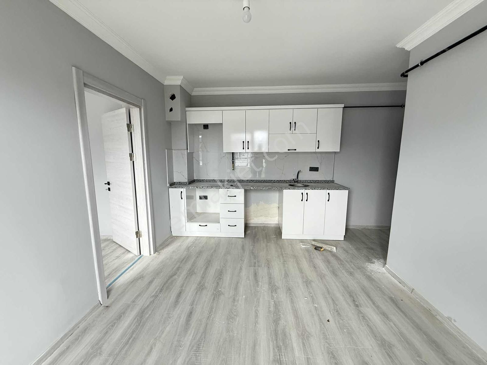 Yön Group'tan Hastane Yanında 1+1 Satılık Daire - Görsel 2