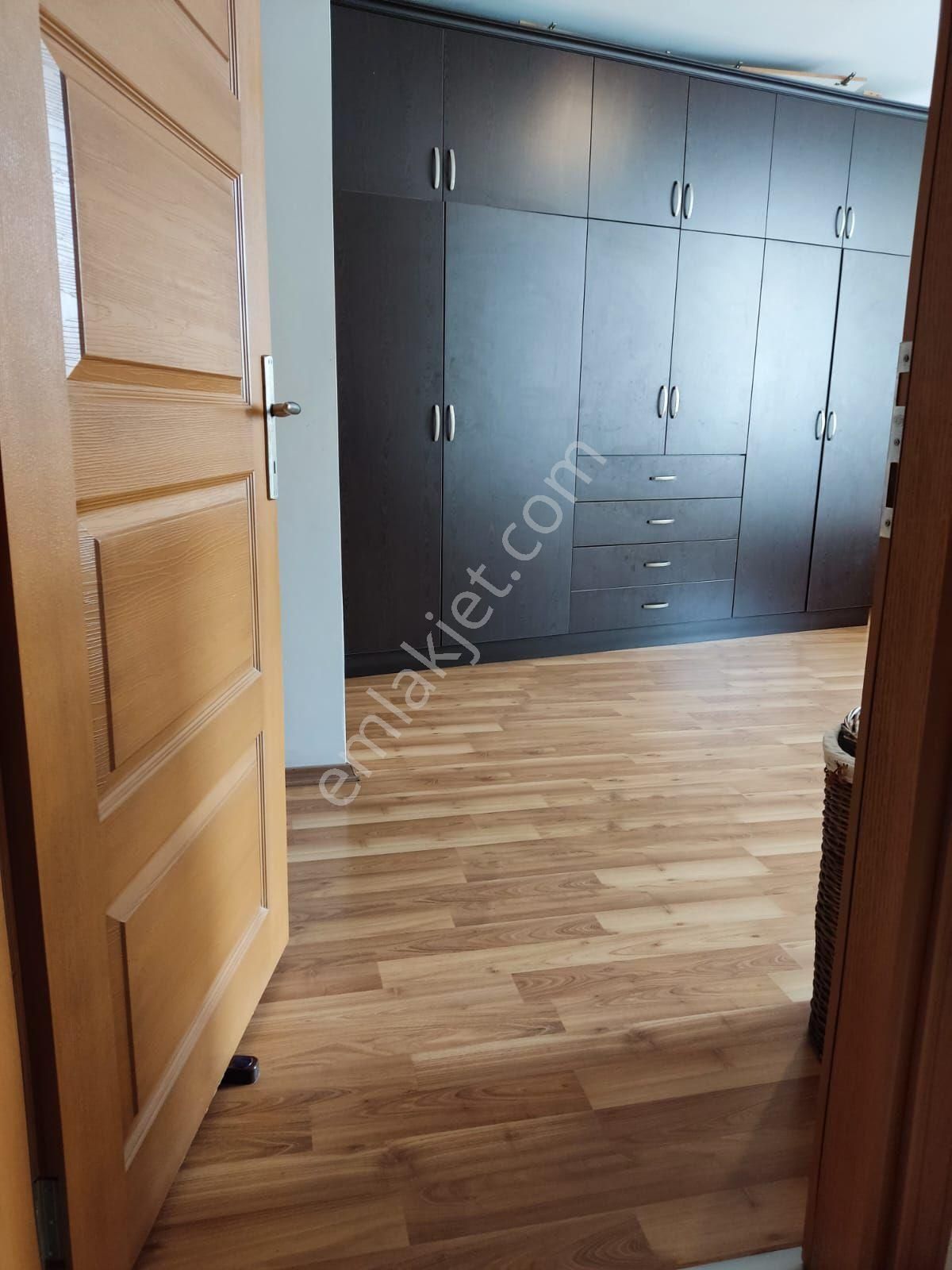 İller Bankası Göbeğinde Temiz 3+1 Daire - Görsel 16