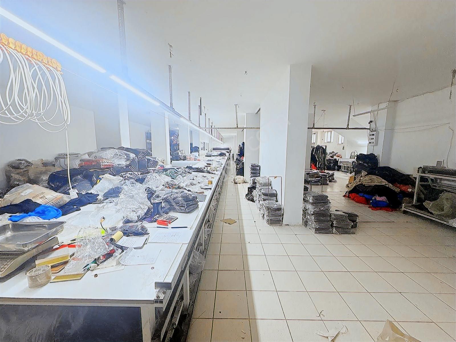 Pusula İnşaat Kiralık Dükkan 50yıl Mah 650m2