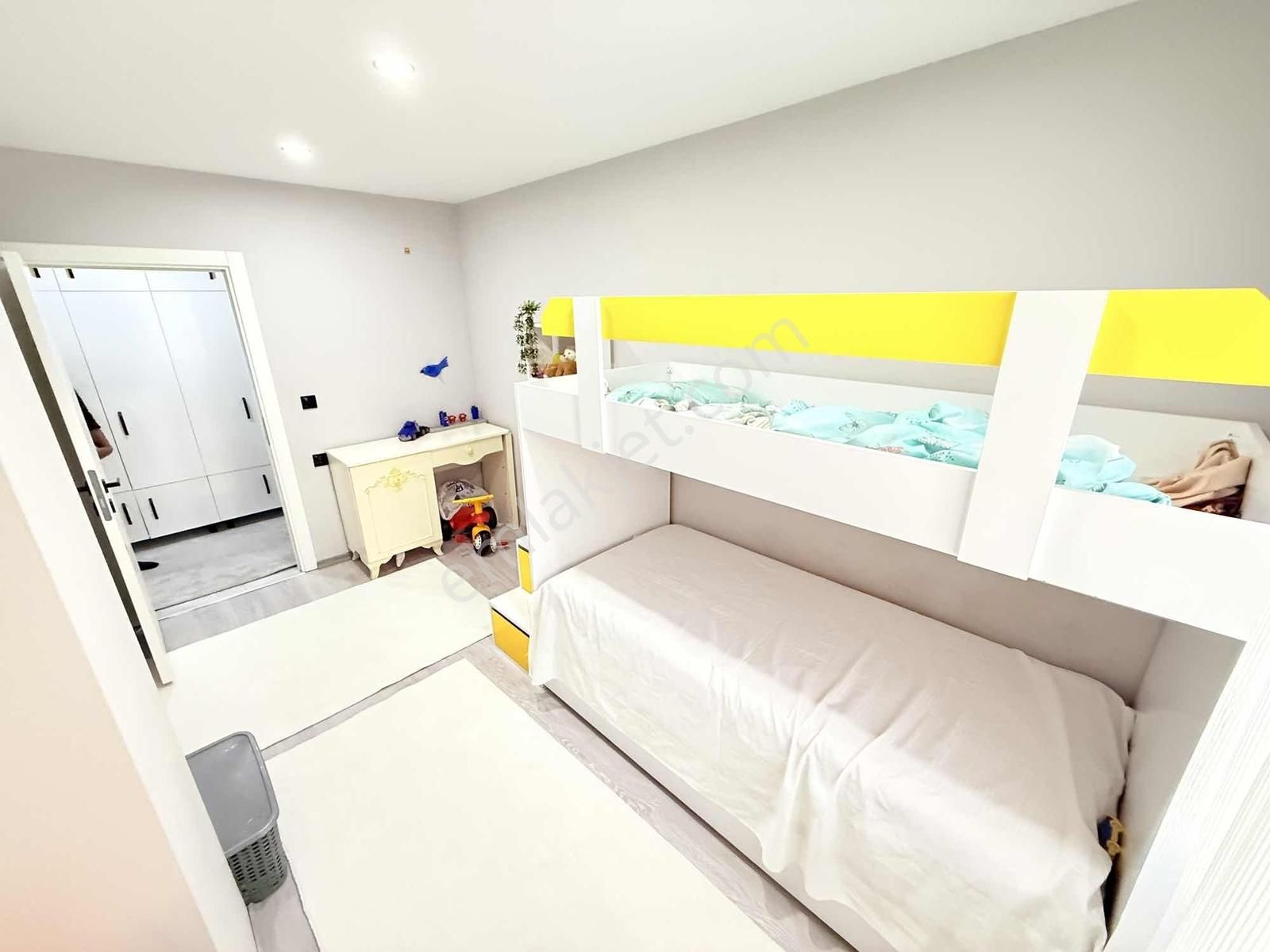 Görüp_görebileceğiniz_en_iyi_2+1_cadde_üstünde_sıfır_ - Görsel 25