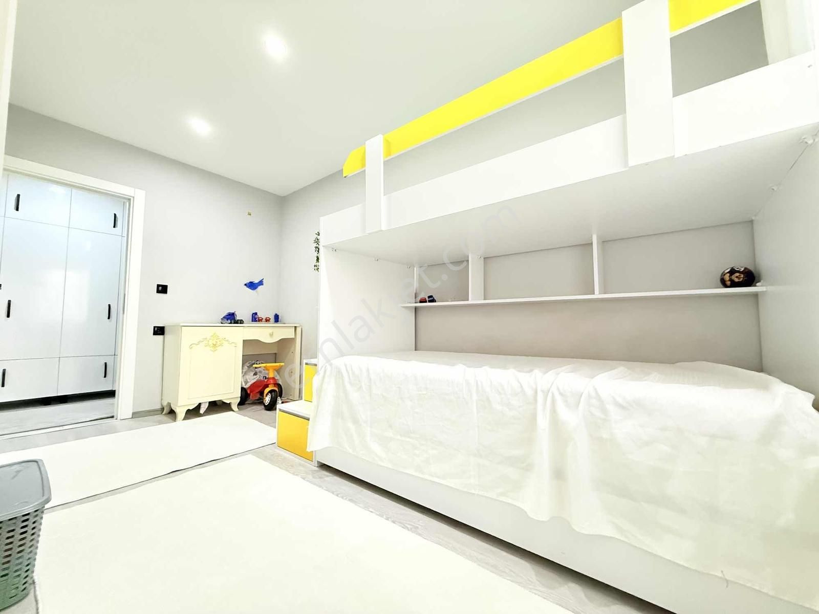 Görüp_görebileceğiniz_en_iyi_2+1_cadde_üstünde_sıfır_ - Görsel 26