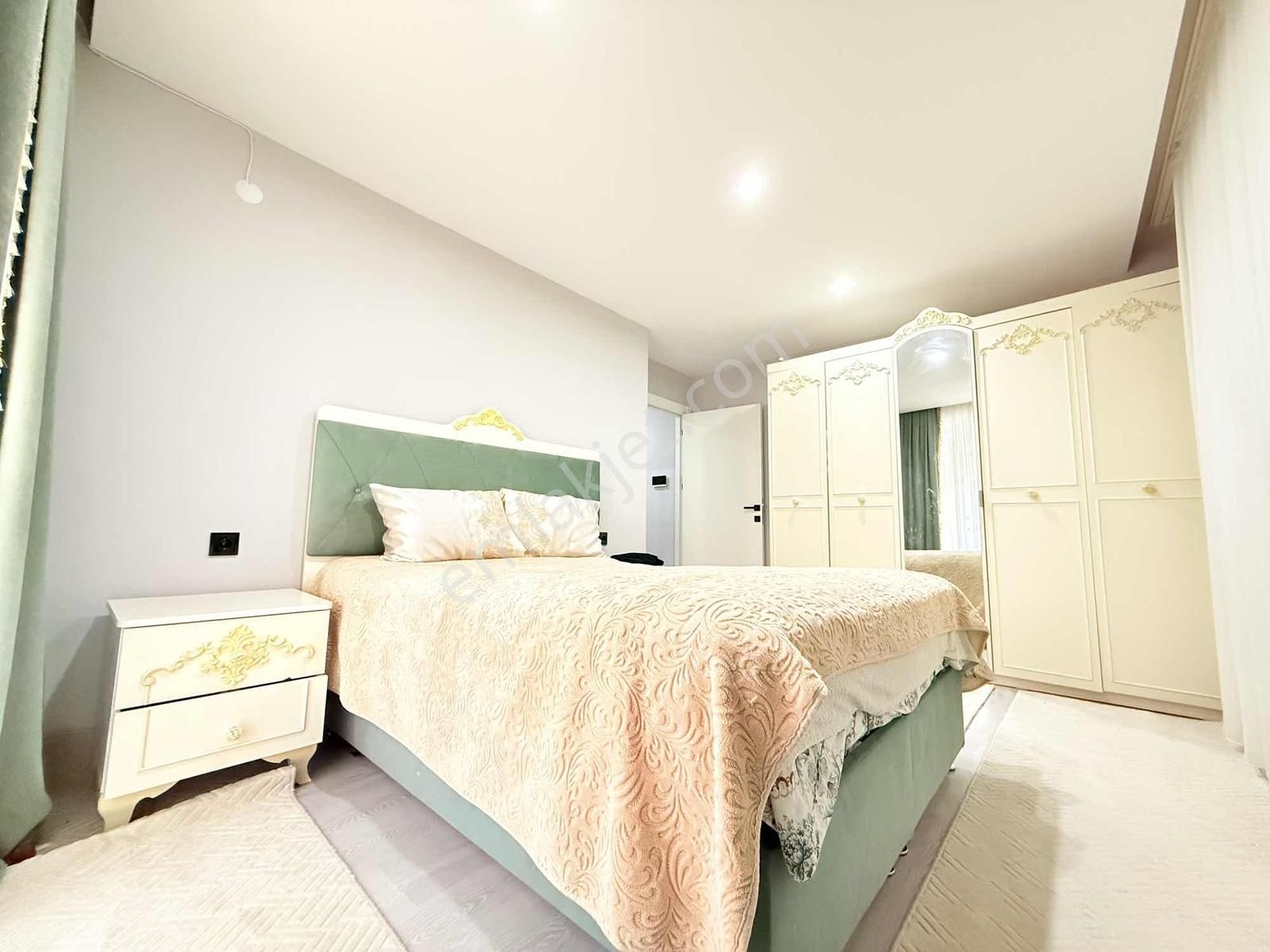 Görüp_görebileceğiniz_en_iyi_2+1_cadde_üstünde_sıfır_ - Görsel 16