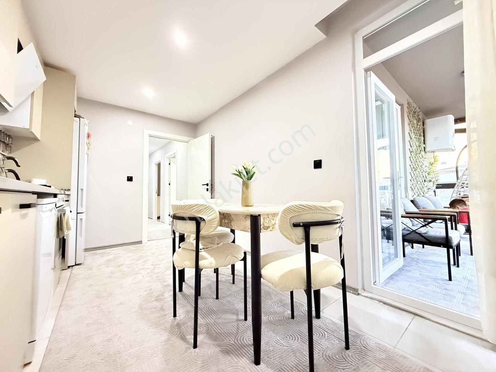 Görüp_görebileceğiniz_en_iyi_2+1_cadde_üstünde_sıfır_ - Görsel 6