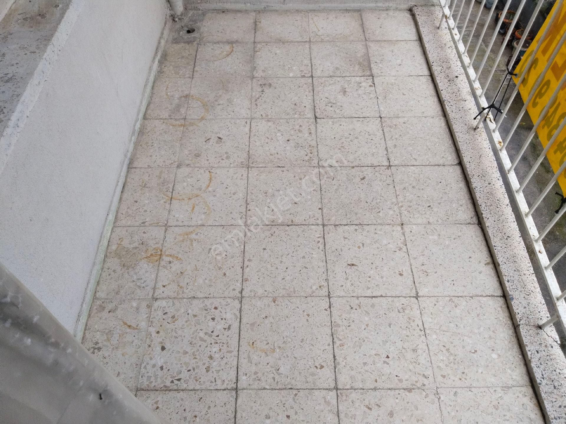 Bergama Turabey Mah Üç Kemer Caddesi Yakını 2+1 Geniş Kiralık Daire - Görsel 9