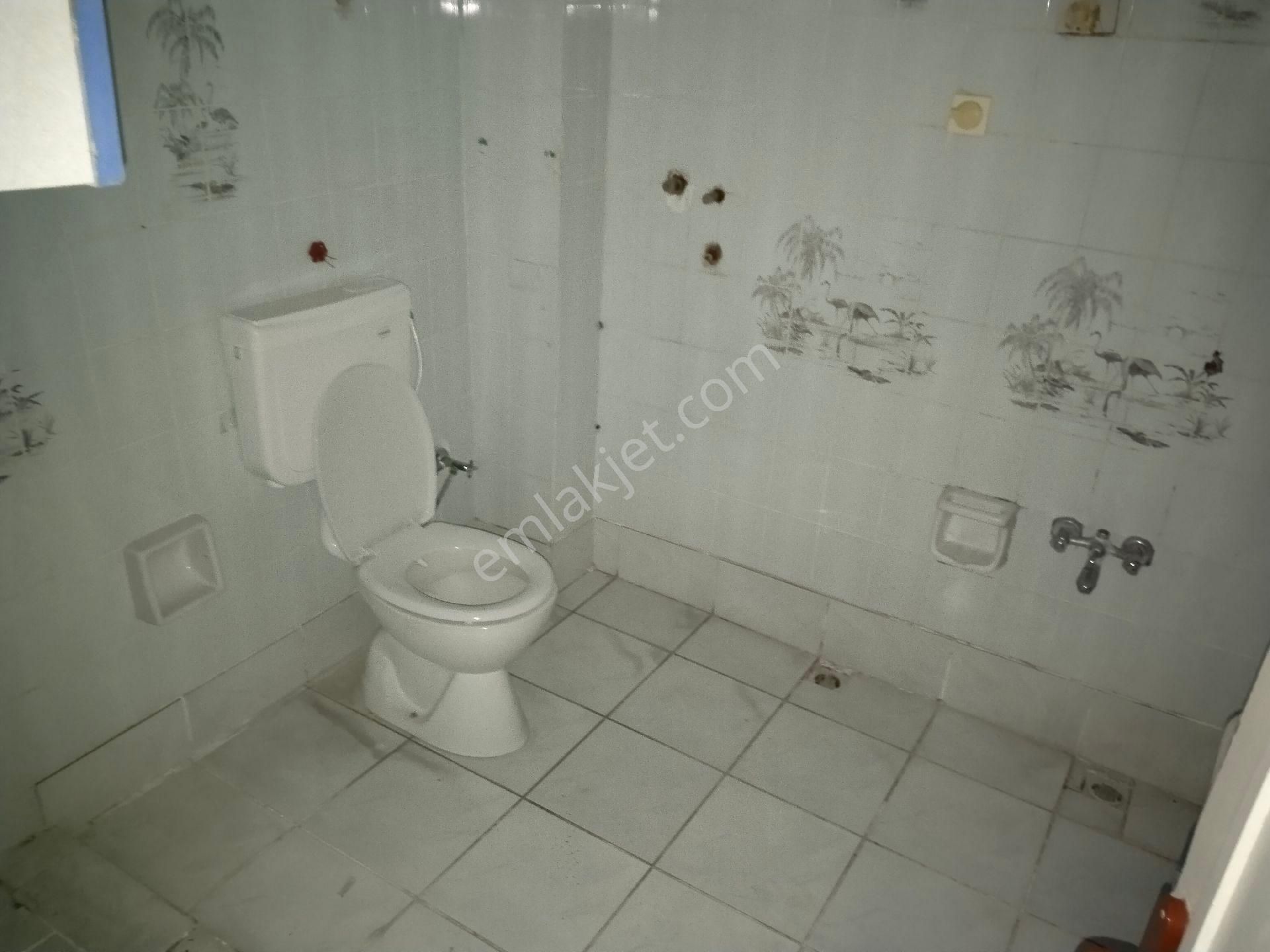 Bergama Turabey Mah Üç Kemer Caddesi Yakını 2+1 Geniş Kiralık Daire - Görsel 19