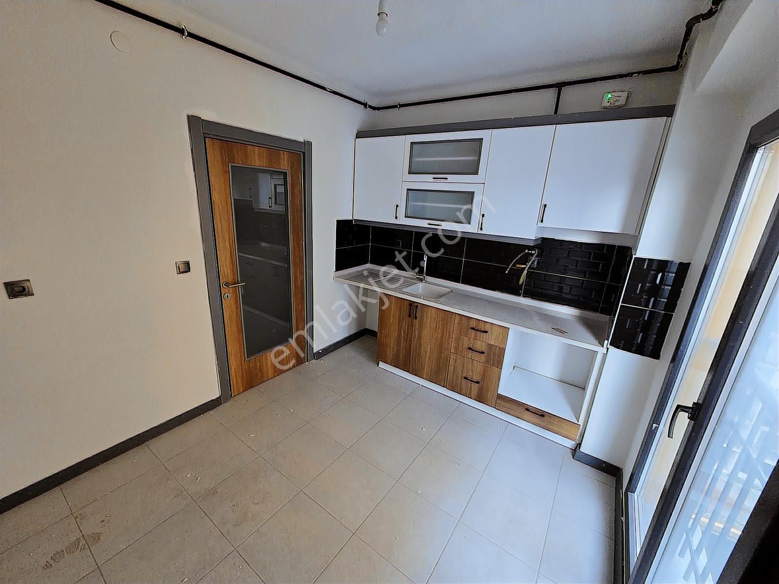 Armaxtan Toki 7a Konutlarında Büyük Tip 2+1 Satılık Daire - Görsel 3