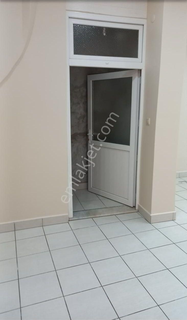 Paşabahçe Merkez Pasaj İçinde İkinci Kat Büro & Ofis - Görsel 8