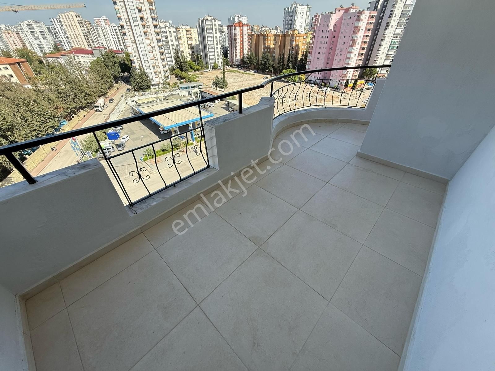 A.türkeş Blv Üzeri/t.özal Hasanusta Cvr/3+1/ç.banyo/130 M2 Teras - Görsel 4