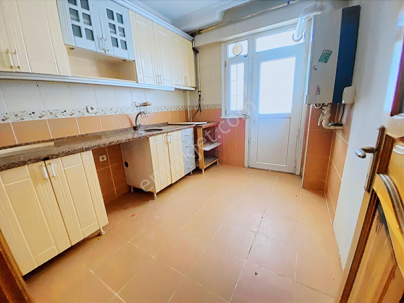 Pegaas'tan Üniversite Mah. Metrobüse Yakın 2+1 Bahçe Katı Daire* - Görsel 14