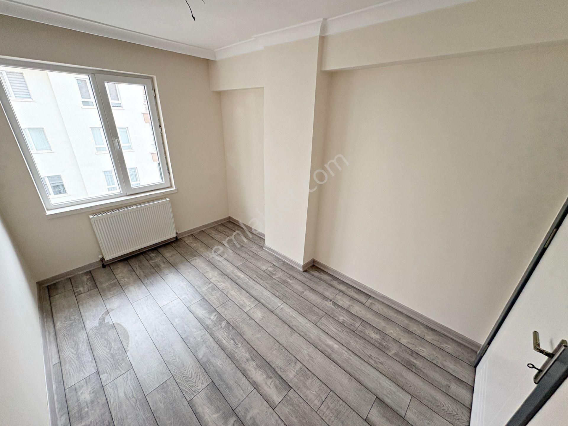 3+1 3.kat Cadde Paraleli Yeni Bina Toplu Taşımaya Ulaşımı Kolay - Görsel 19