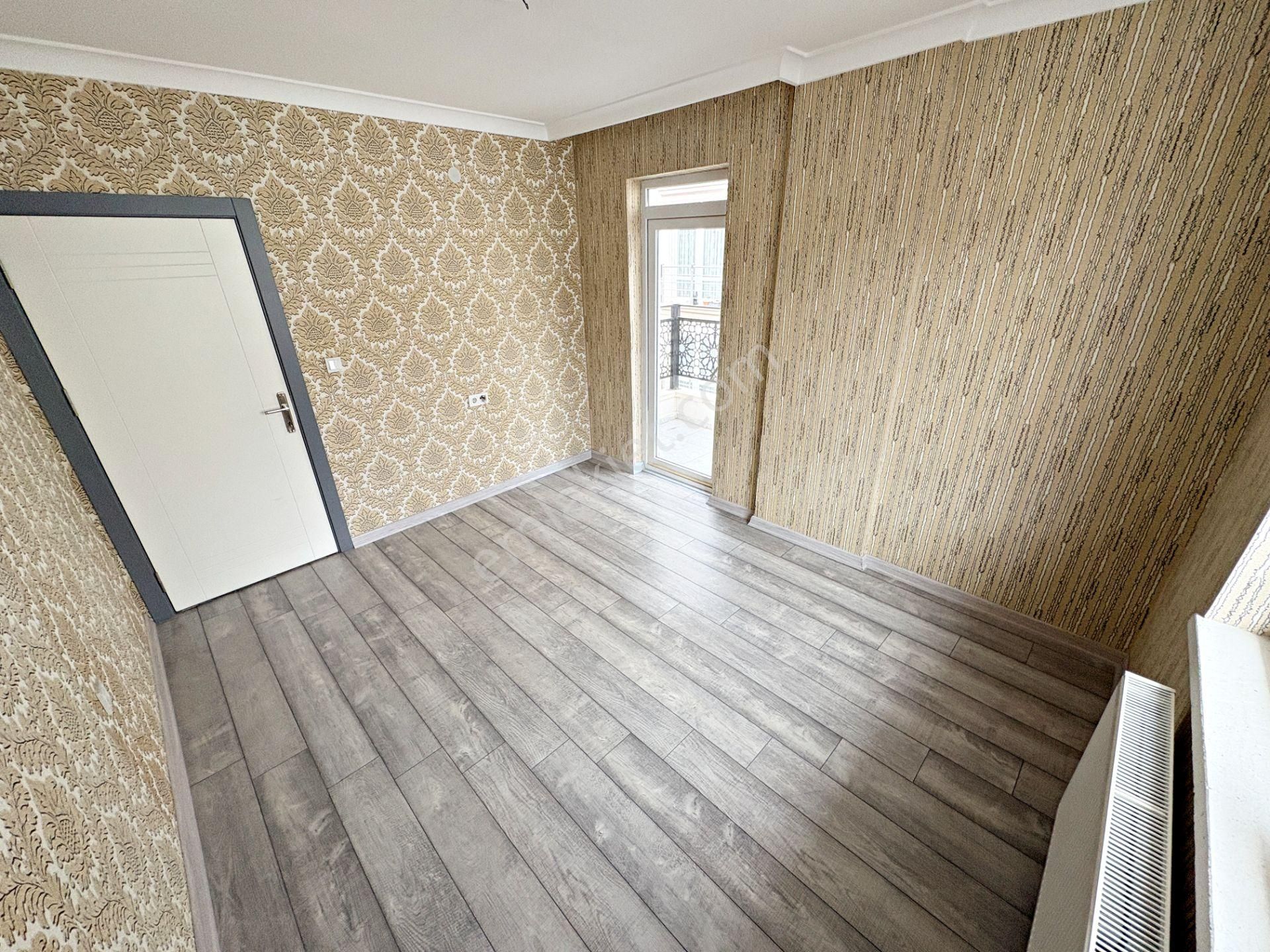 3+1 3.kat Cadde Paraleli Yeni Bina Toplu Taşımaya Ulaşımı Kolay - Görsel 29