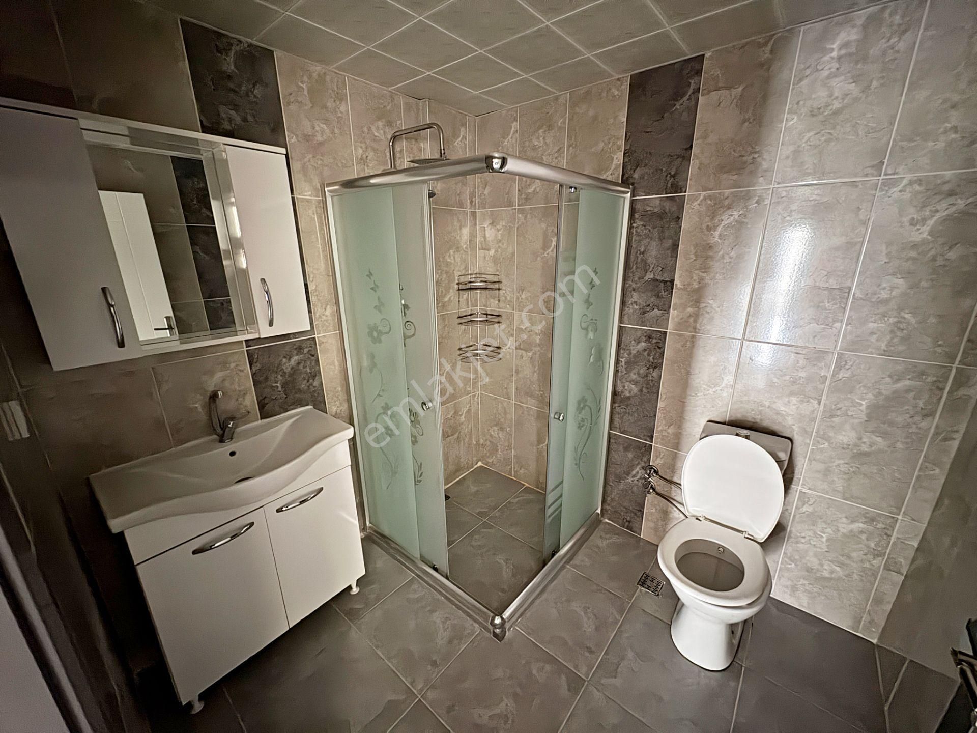 3+1 3.kat Cadde Paraleli Yeni Bina Toplu Taşımaya Ulaşımı Kolay - Görsel 23